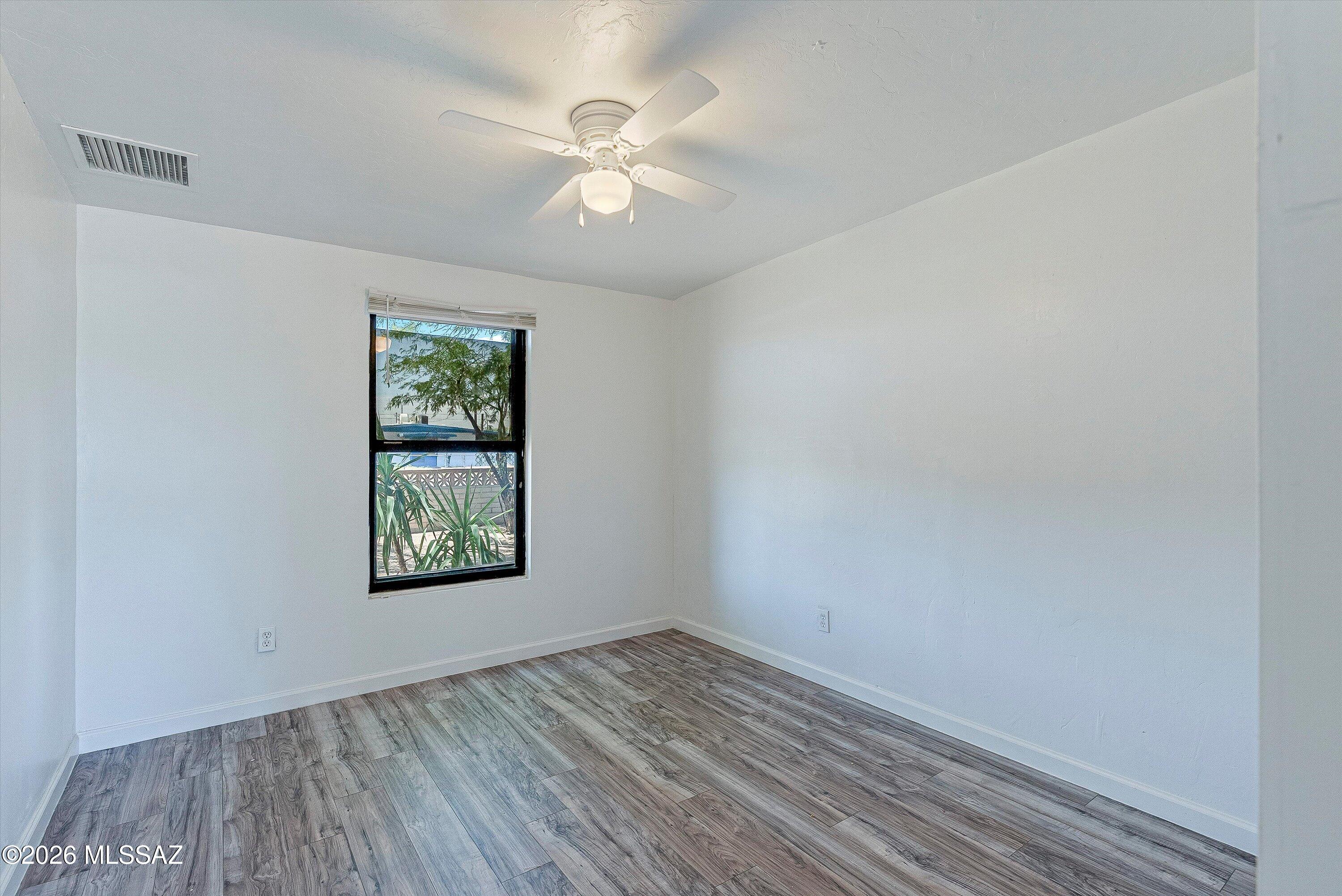 Mission Heights NO. 5 (1-102) - Residential