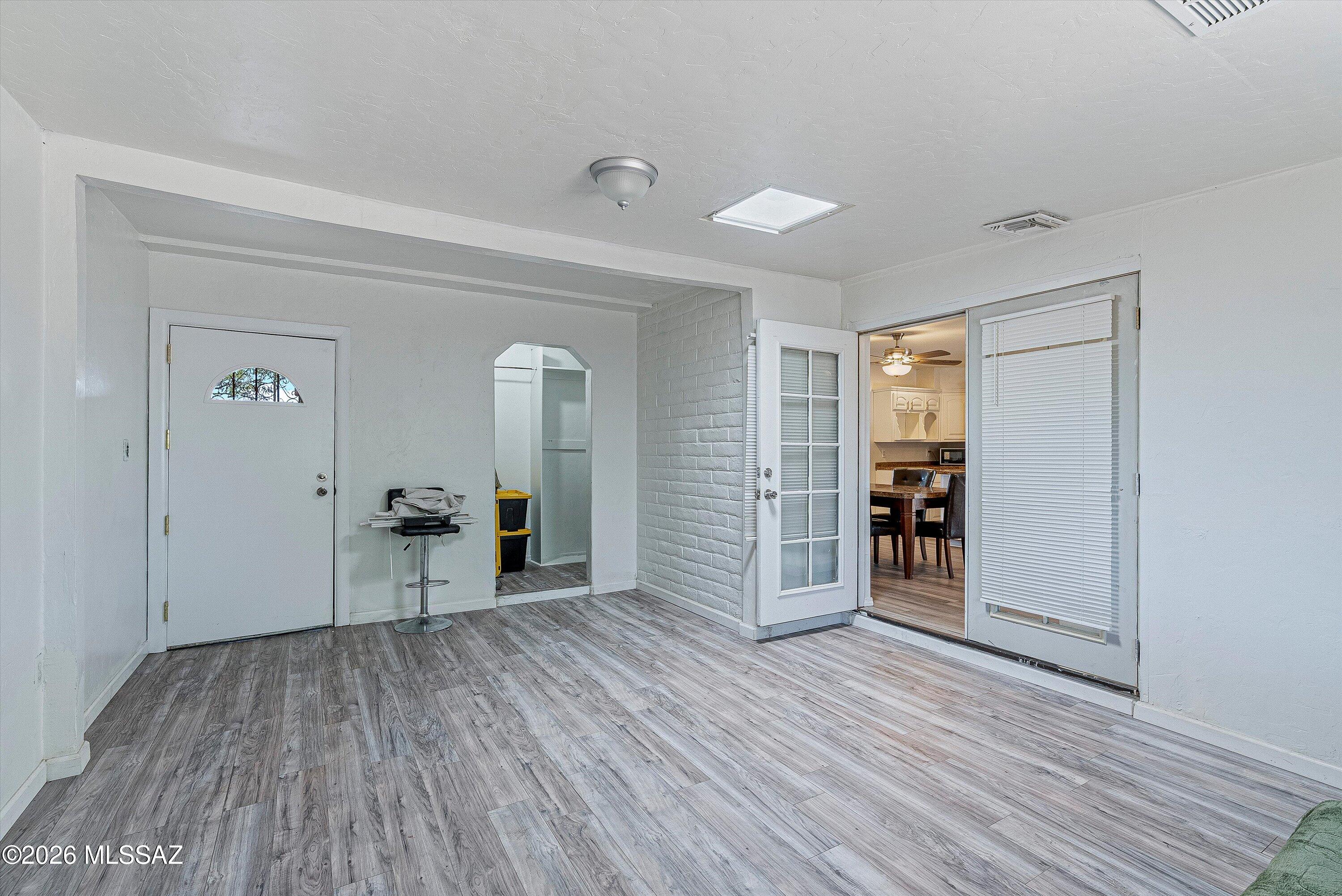 Mission Heights NO. 5 (1-102) - Residential