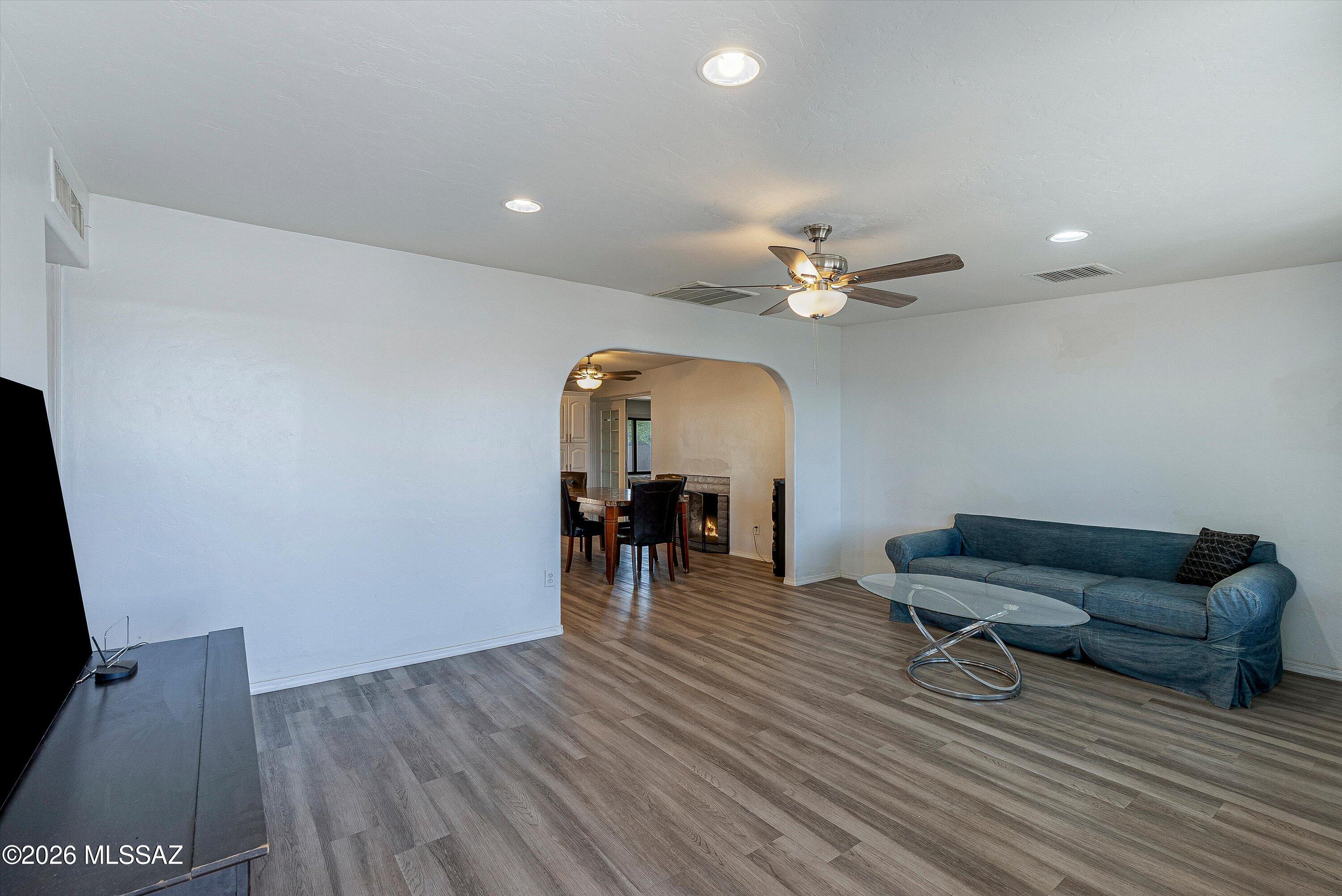 Mission Heights NO. 5 (1-102) - Residential