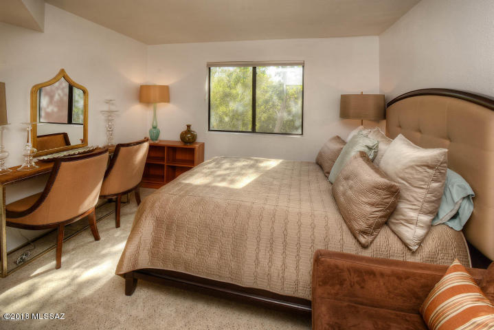 Ventana Vista Condominiums - Residential Lease