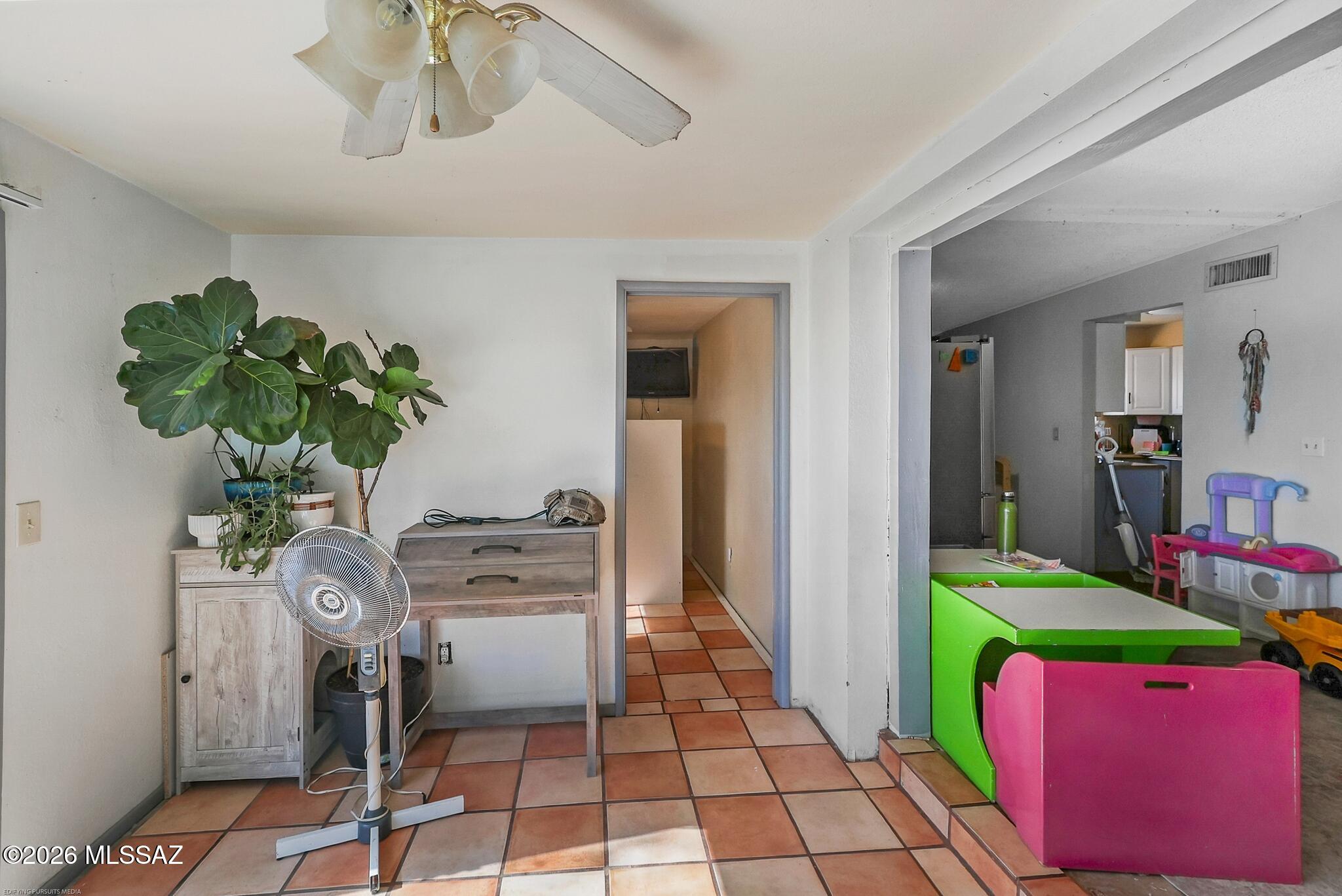 New Tucson Unit NO. 4 (1-203) - Residential