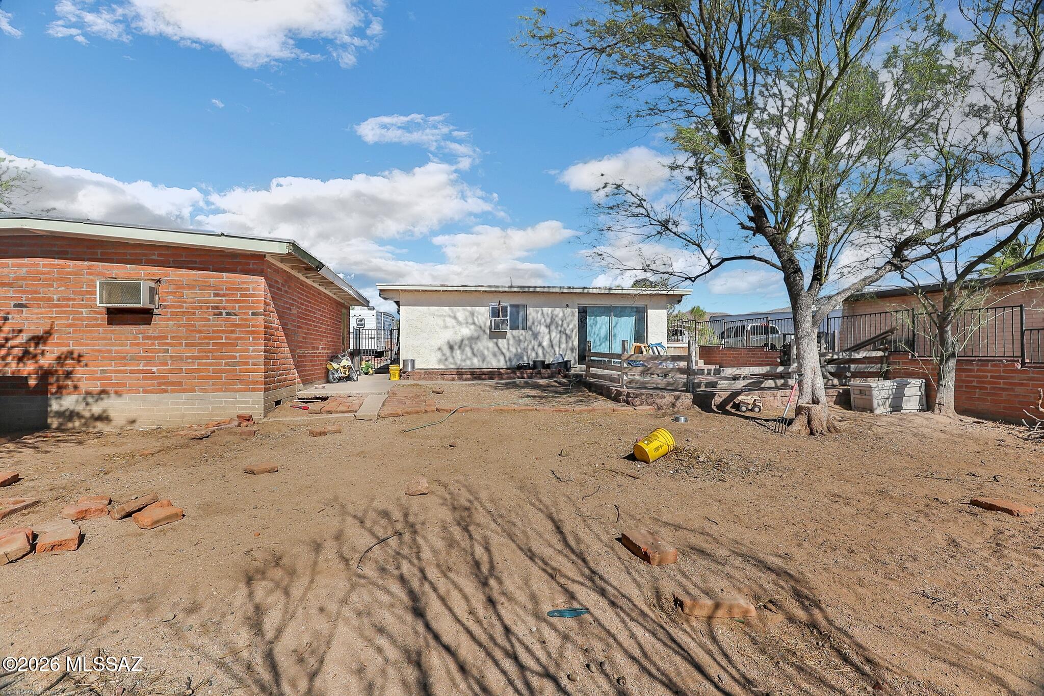 New Tucson Unit NO. 4 (1-203) - Residential