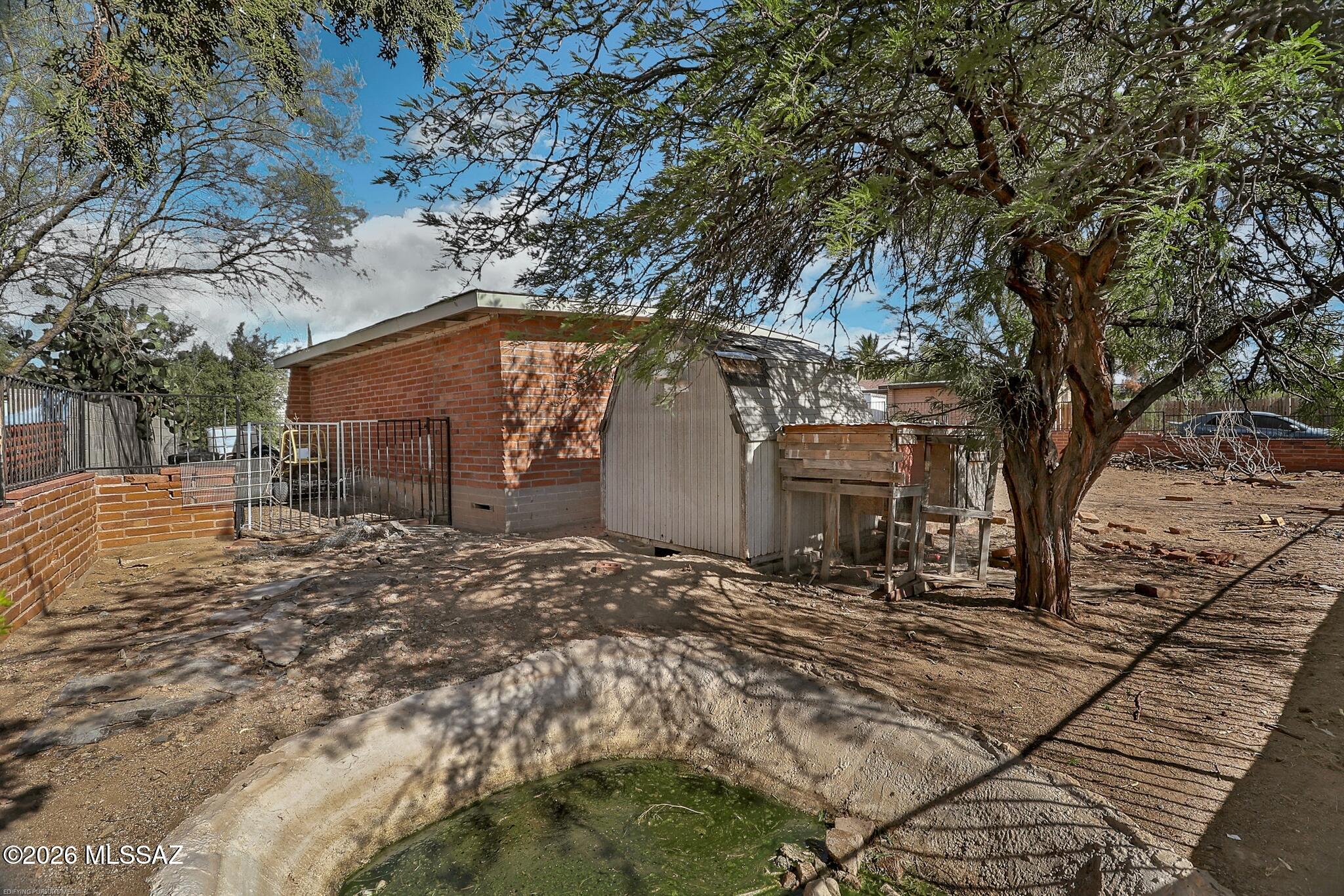 New Tucson Unit NO. 4 (1-203) - Residential