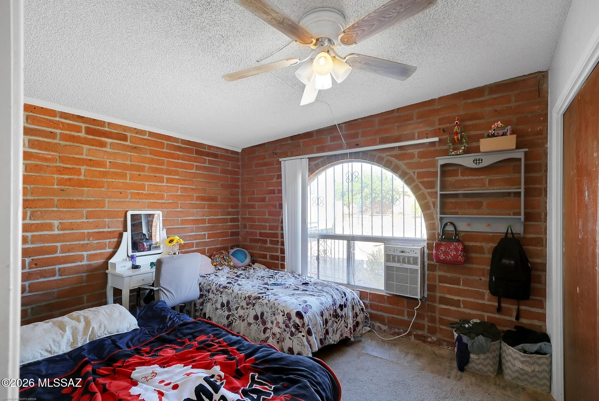 New Tucson Unit NO. 4 (1-203) - Residential