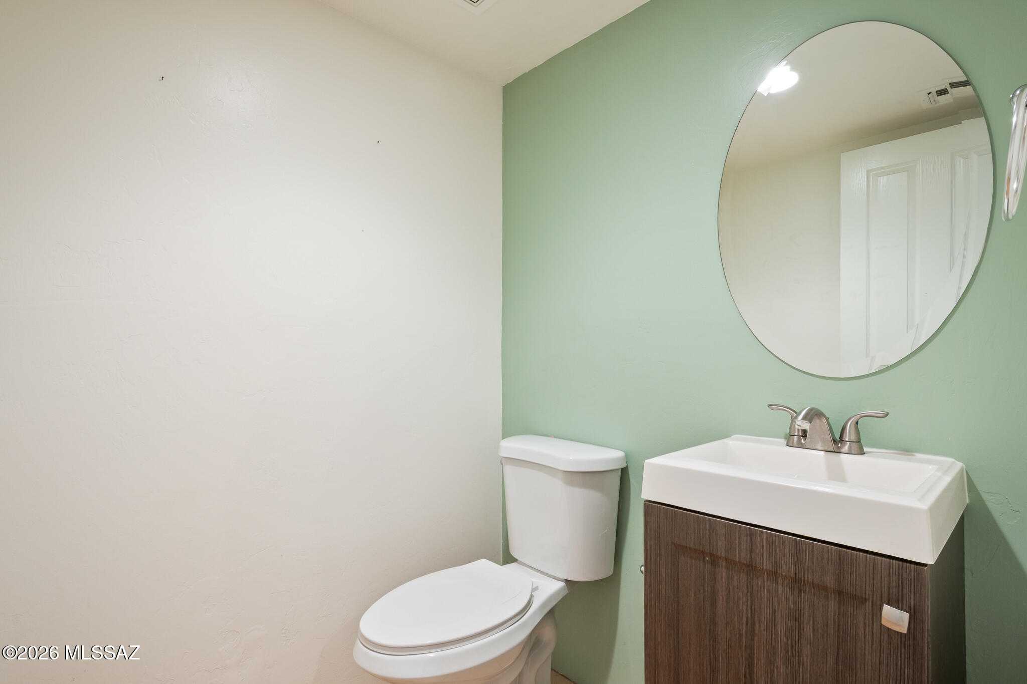 Country Club At The River (1-32) - Residential