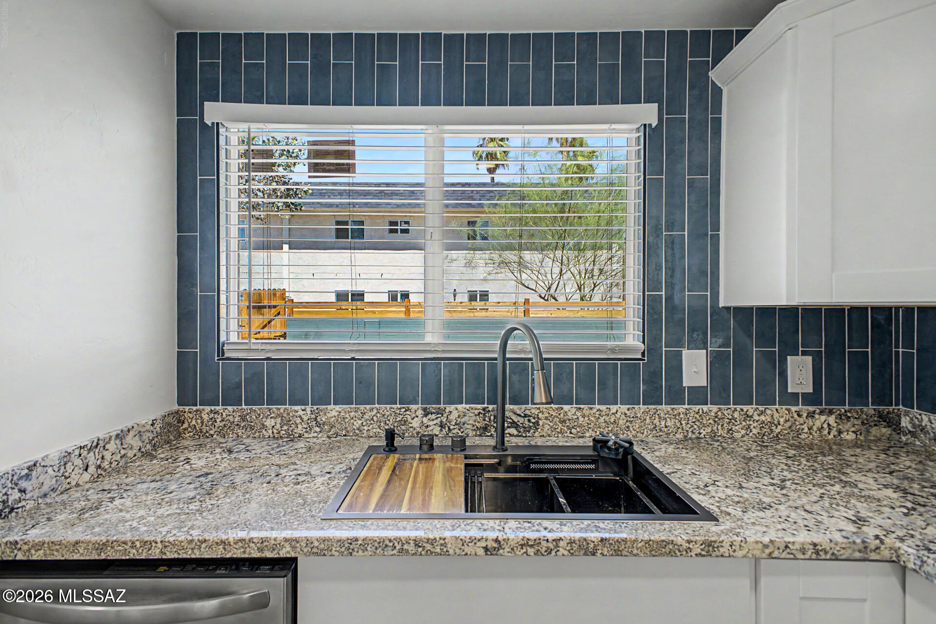 Vista De La Catabelle (1-6) - Residential
