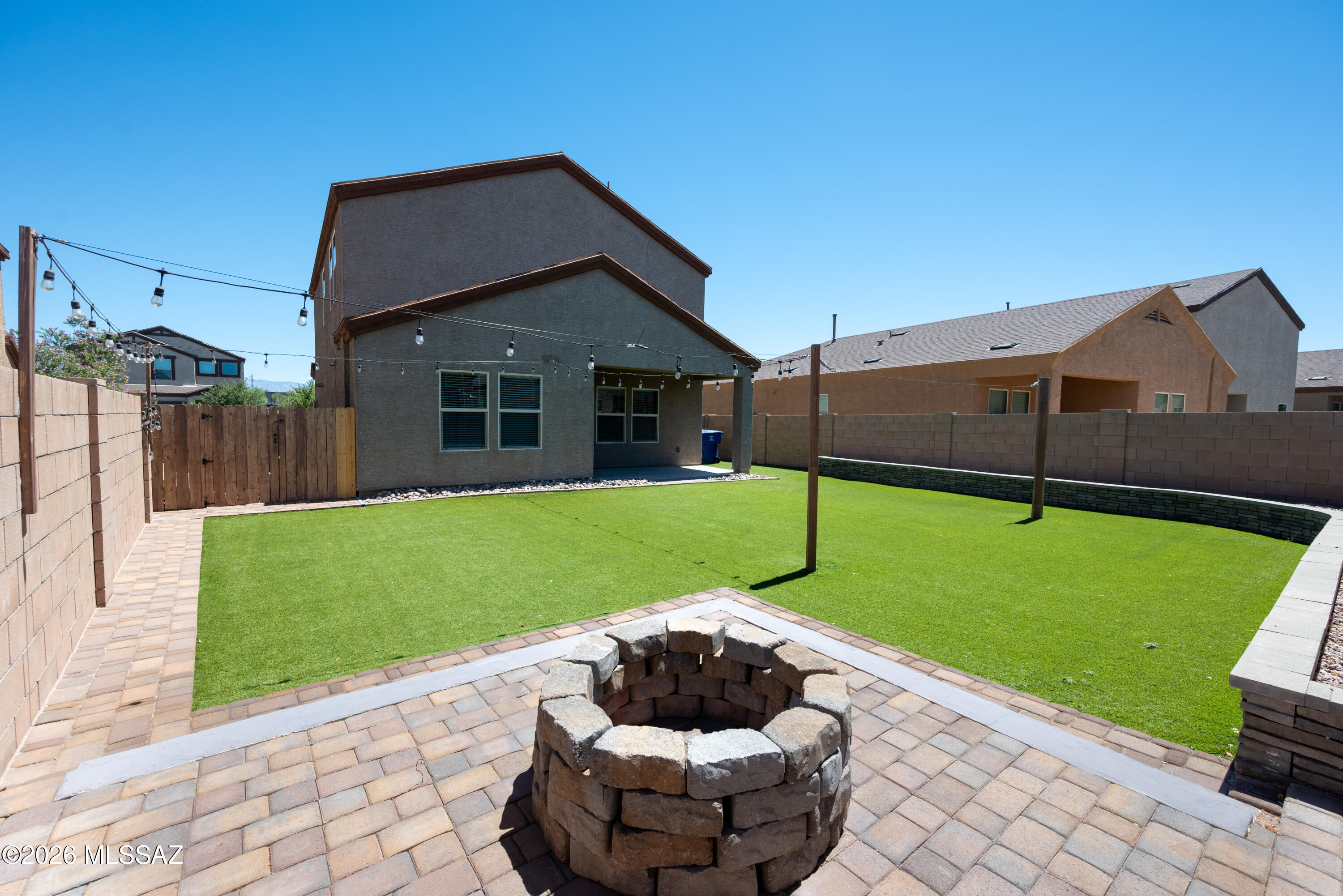 Tres Pueblos Este - Residential Lease