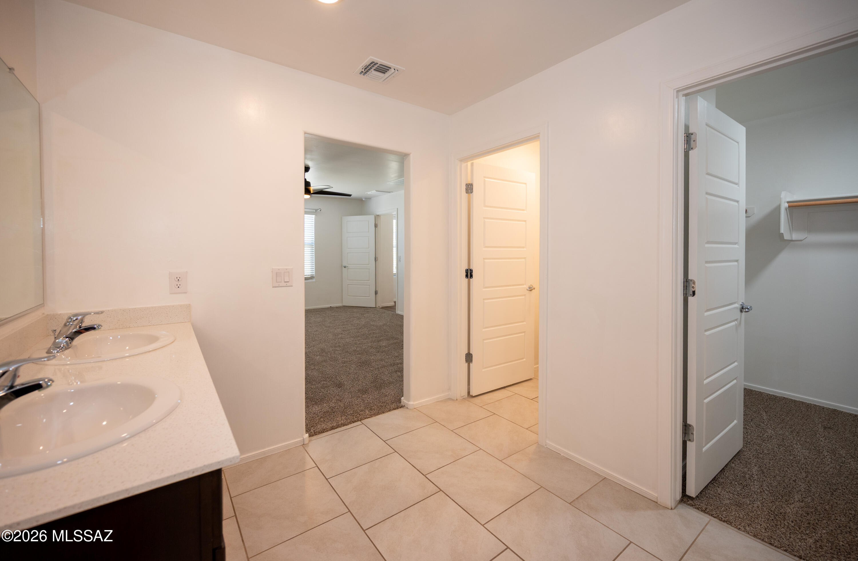 Tres Pueblos Este - Residential Lease