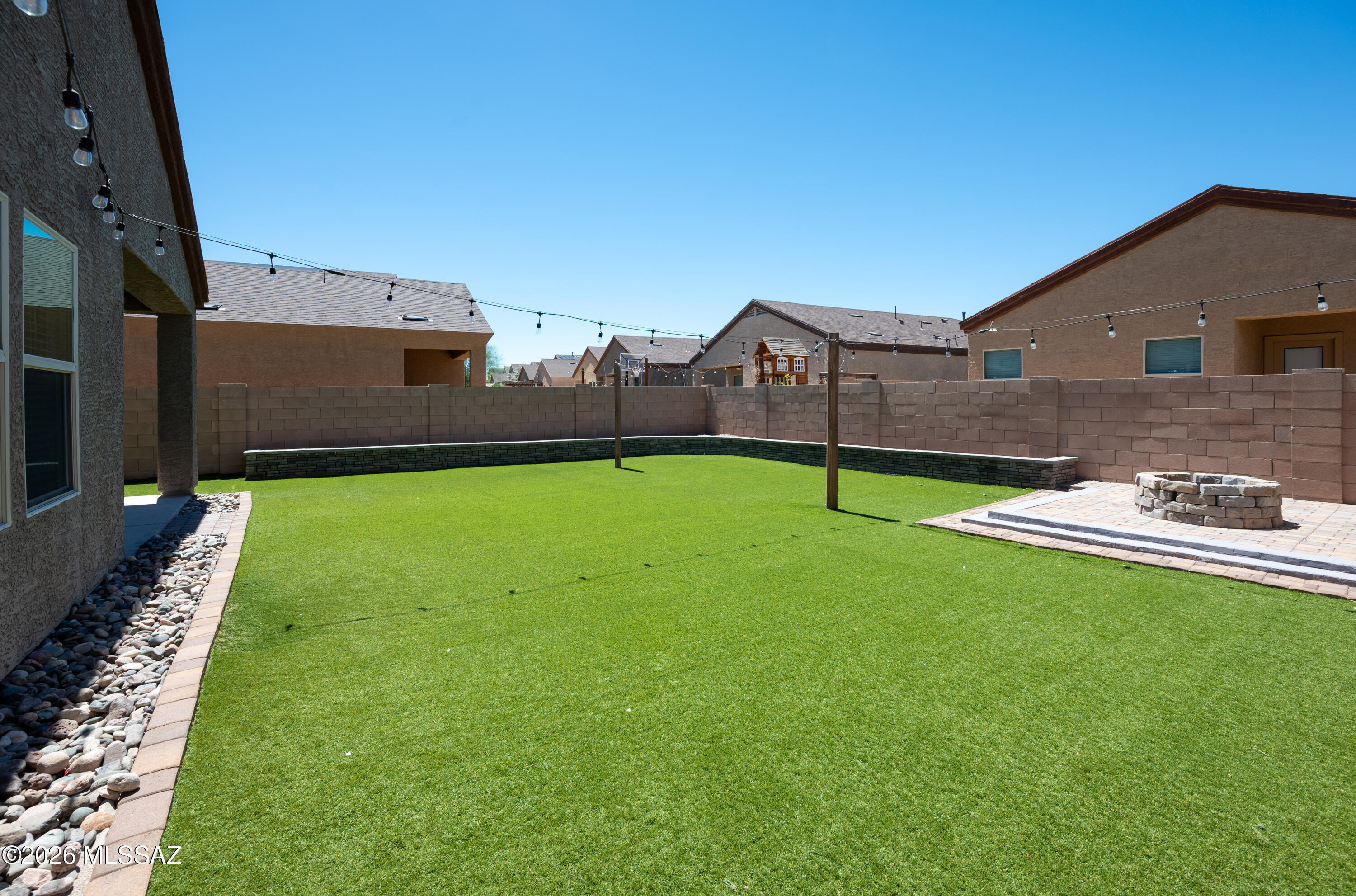 Tres Pueblos Este - Residential Lease