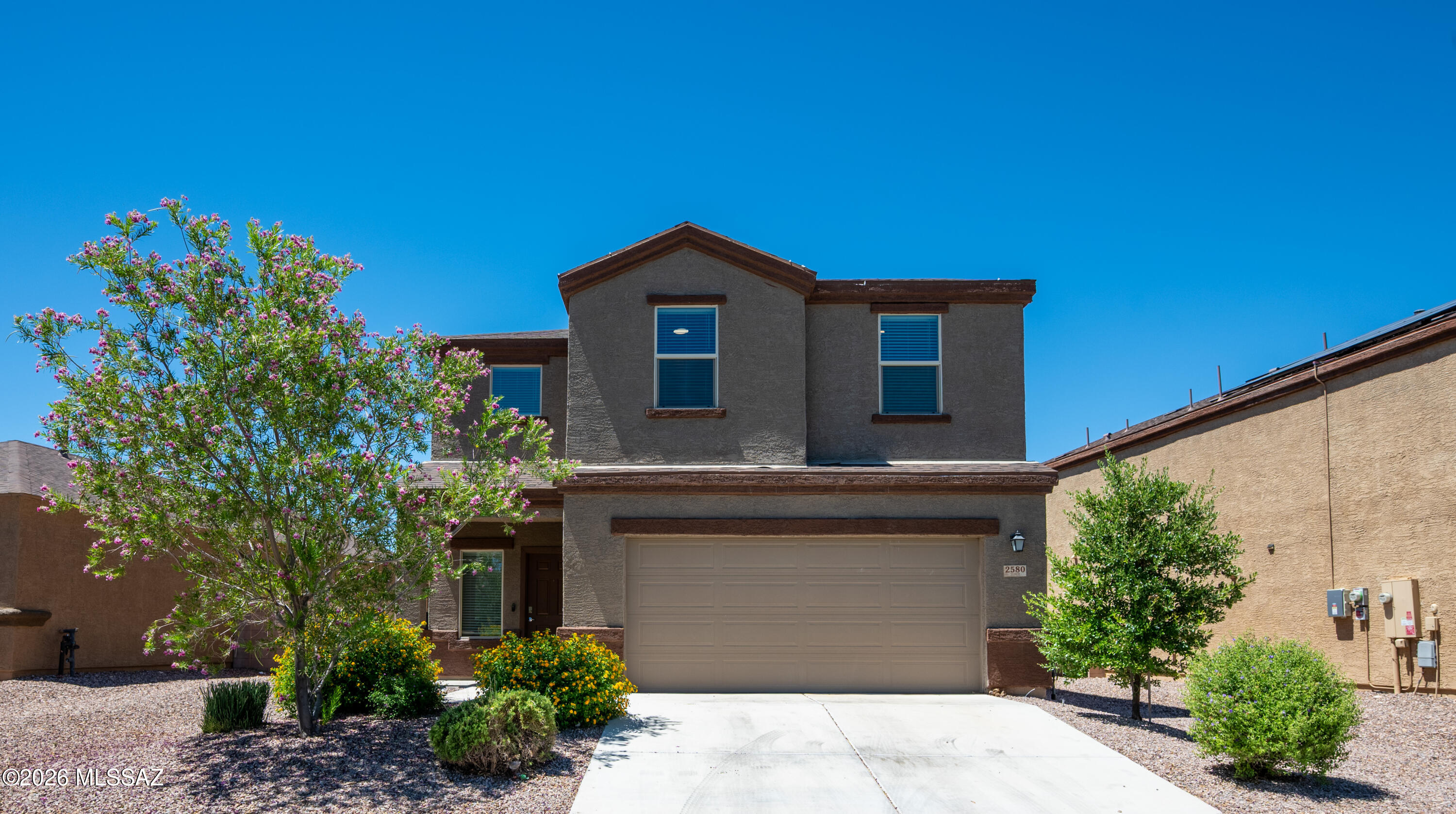 Tres Pueblos Este - Residential Lease