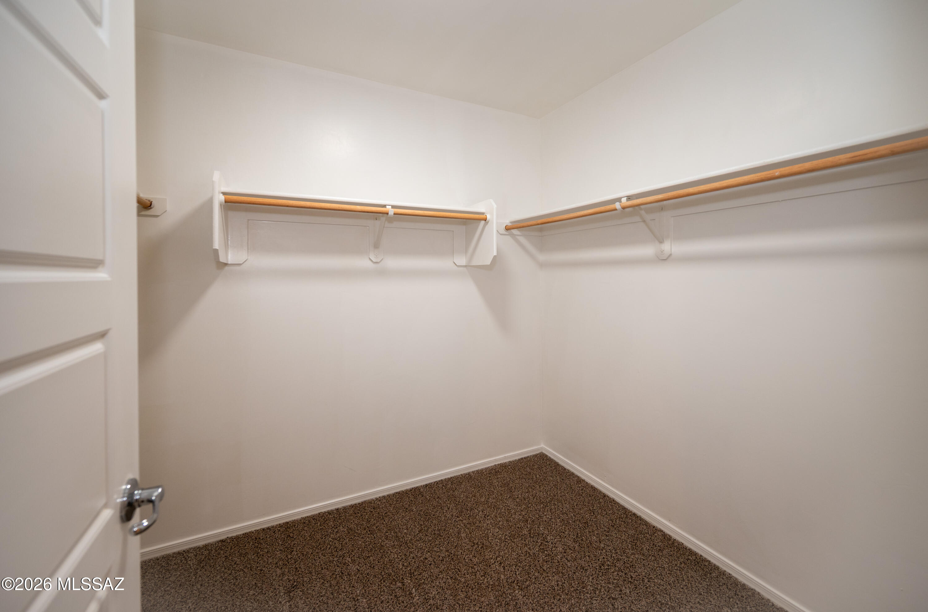 Tres Pueblos Este - Residential Lease