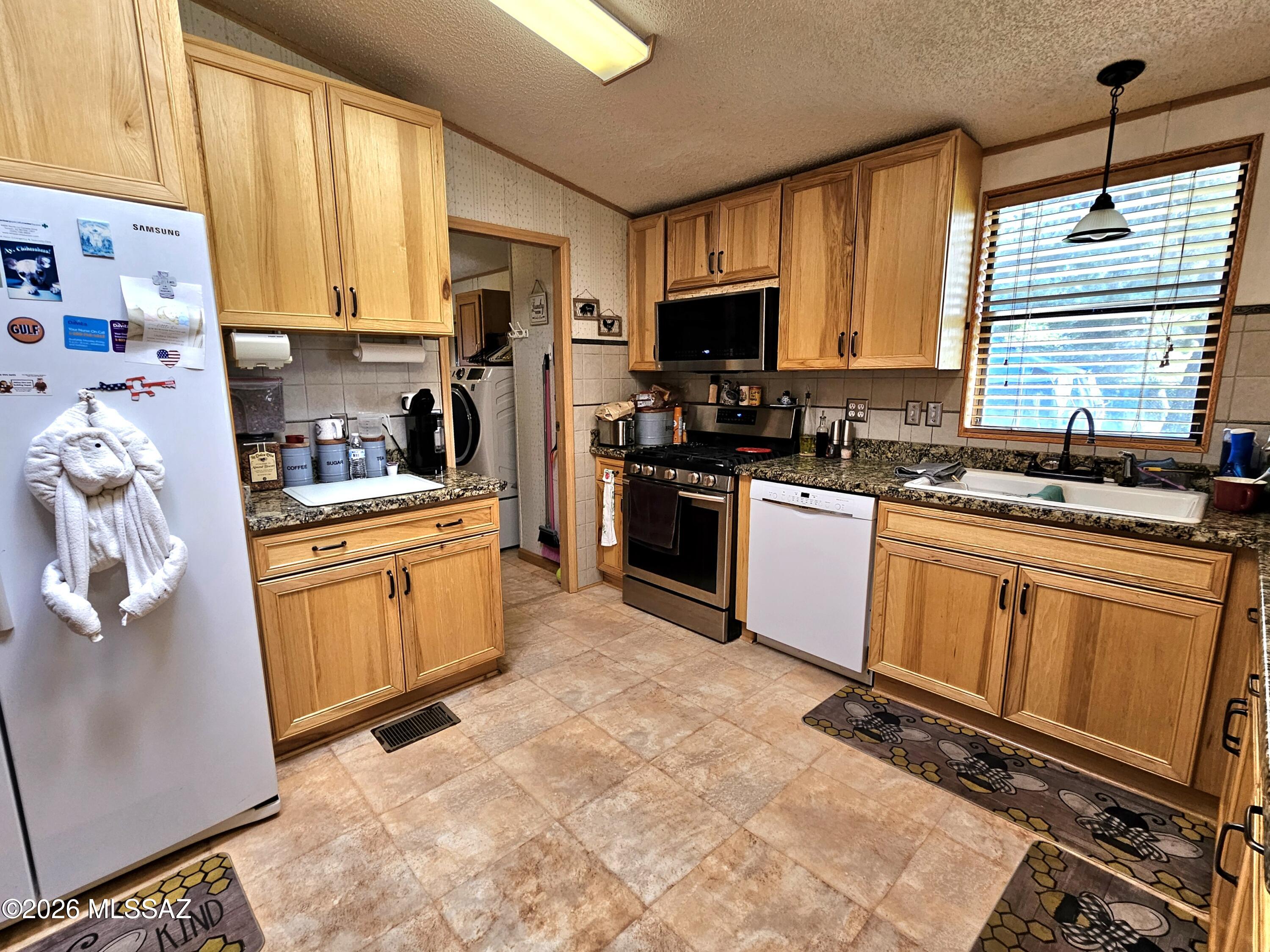 Mescal Lakes - Residential