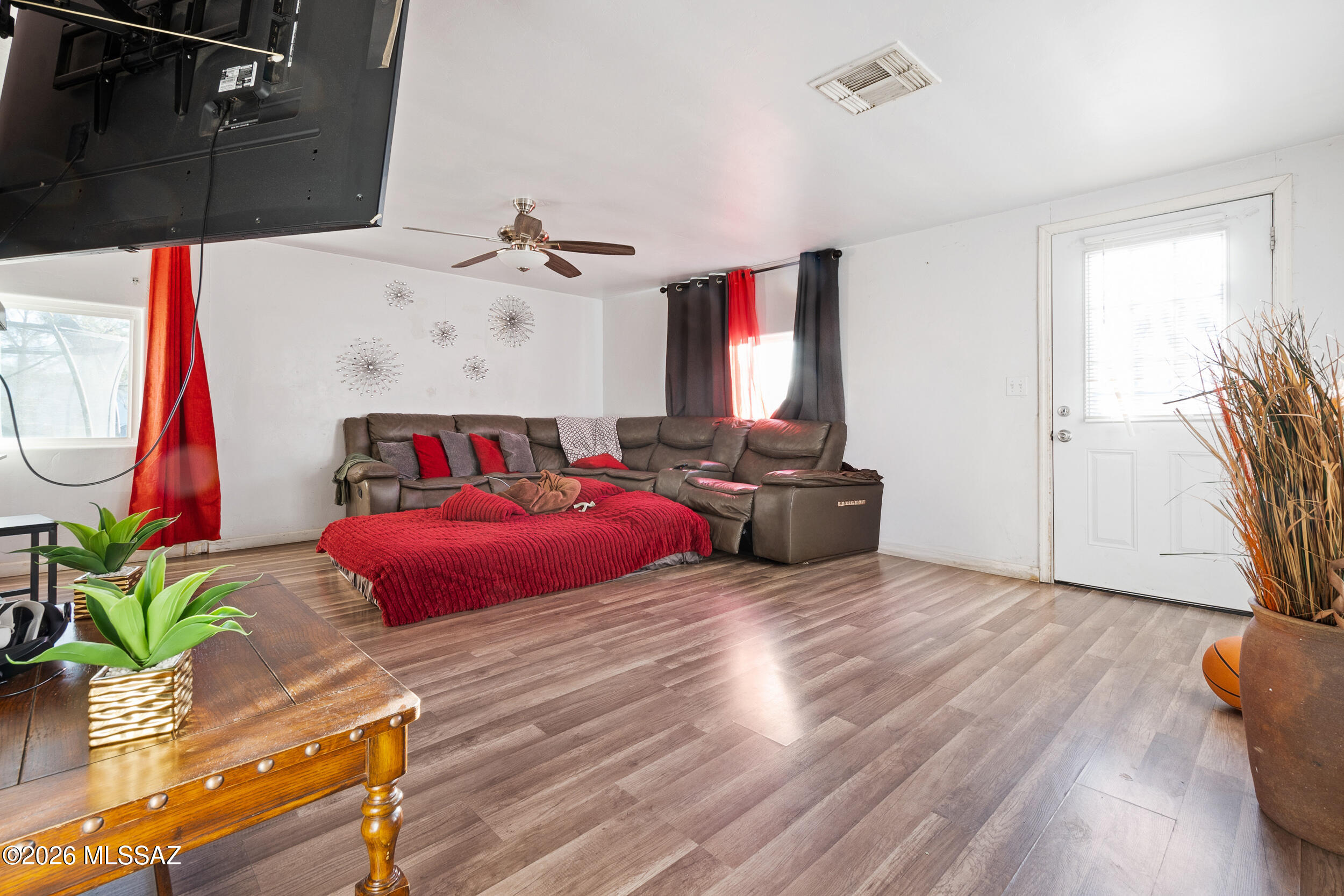 El Rio Park - Residential Income