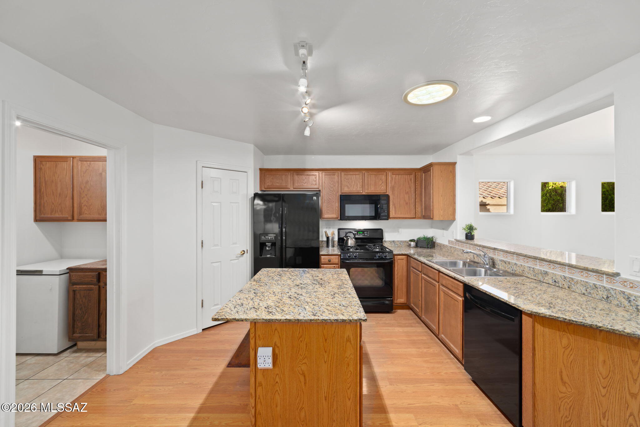 Colonia De Los Alamos (BK1-45) - Residential