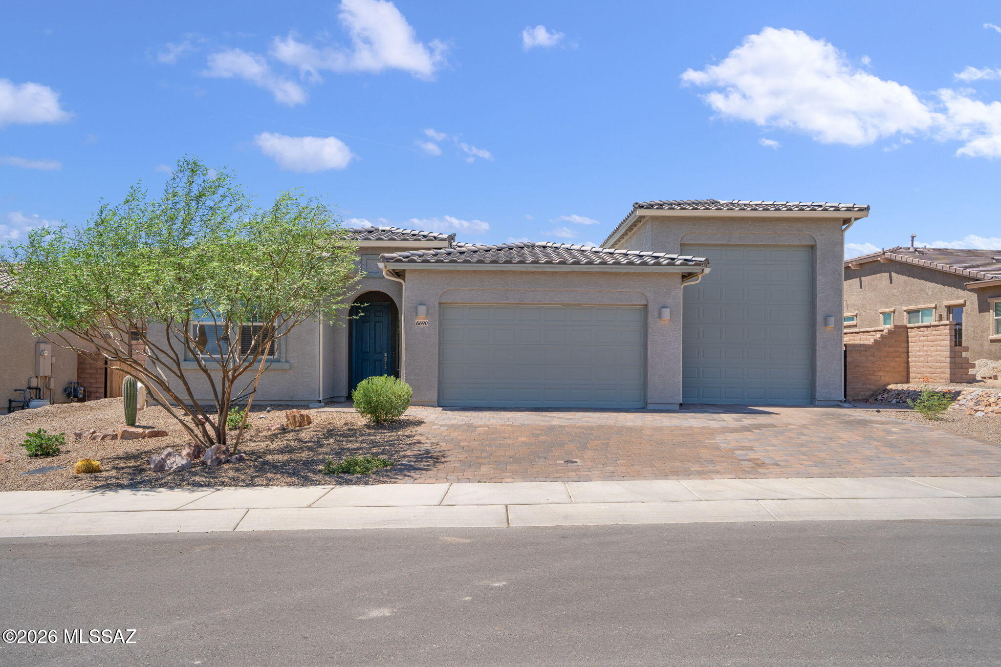 Los Saguaros At Dove Mountain SQ20121640199 - Residential