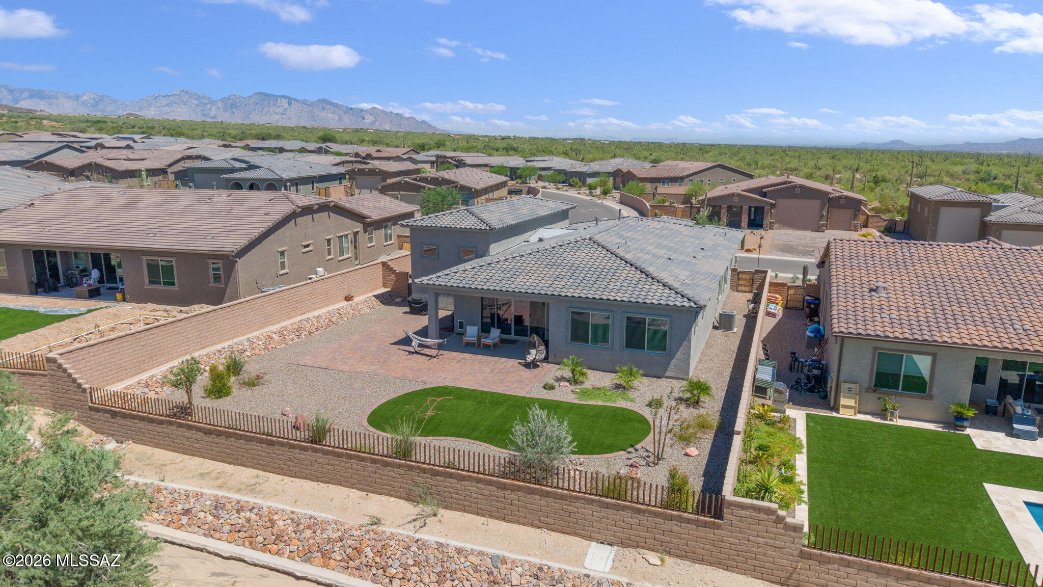 Los Saguaros At Dove Mountain SQ20121640199 - Residential