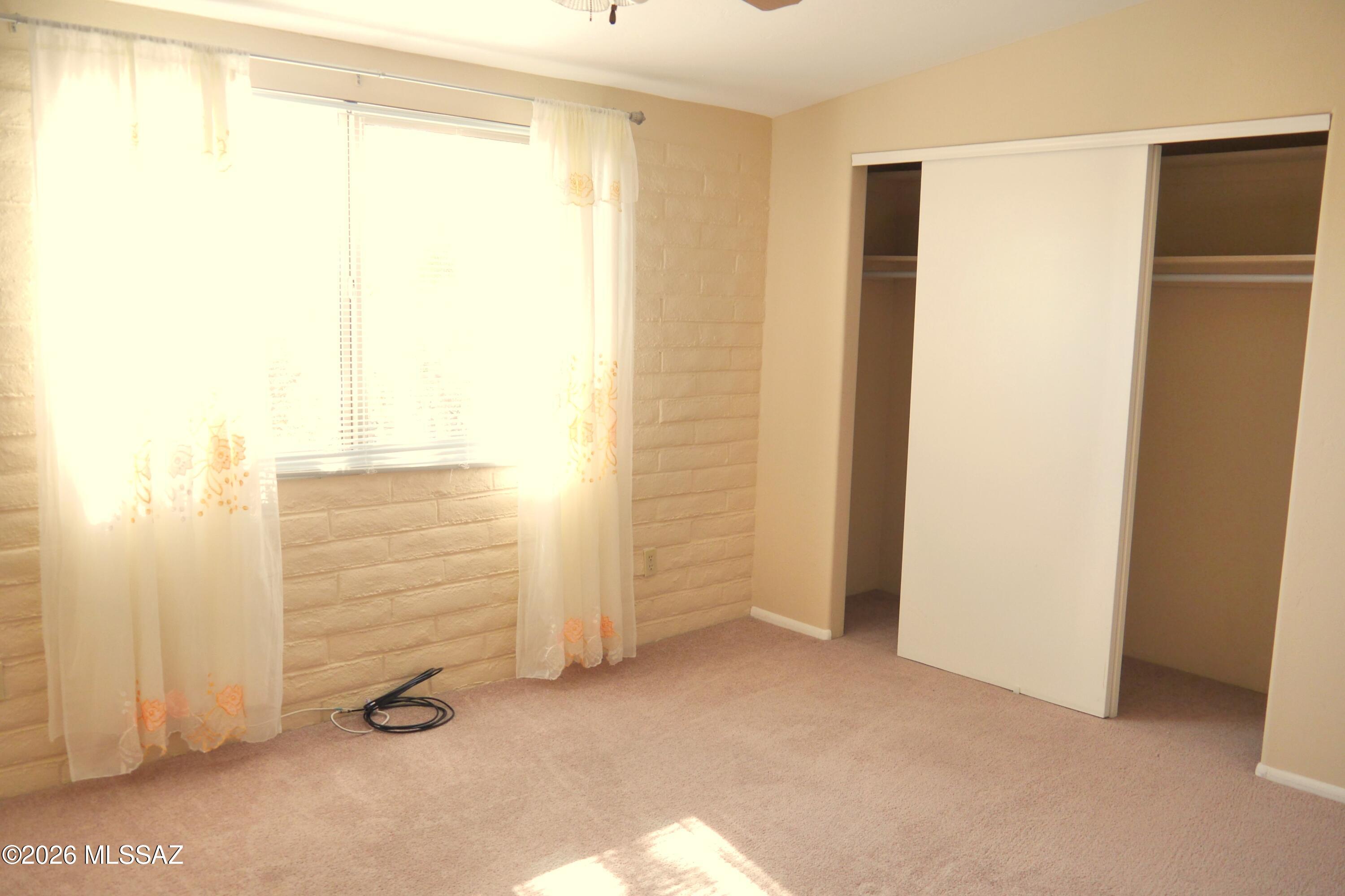 Santa Catalina Estates NO. 4 (1-180) - Residential Lease