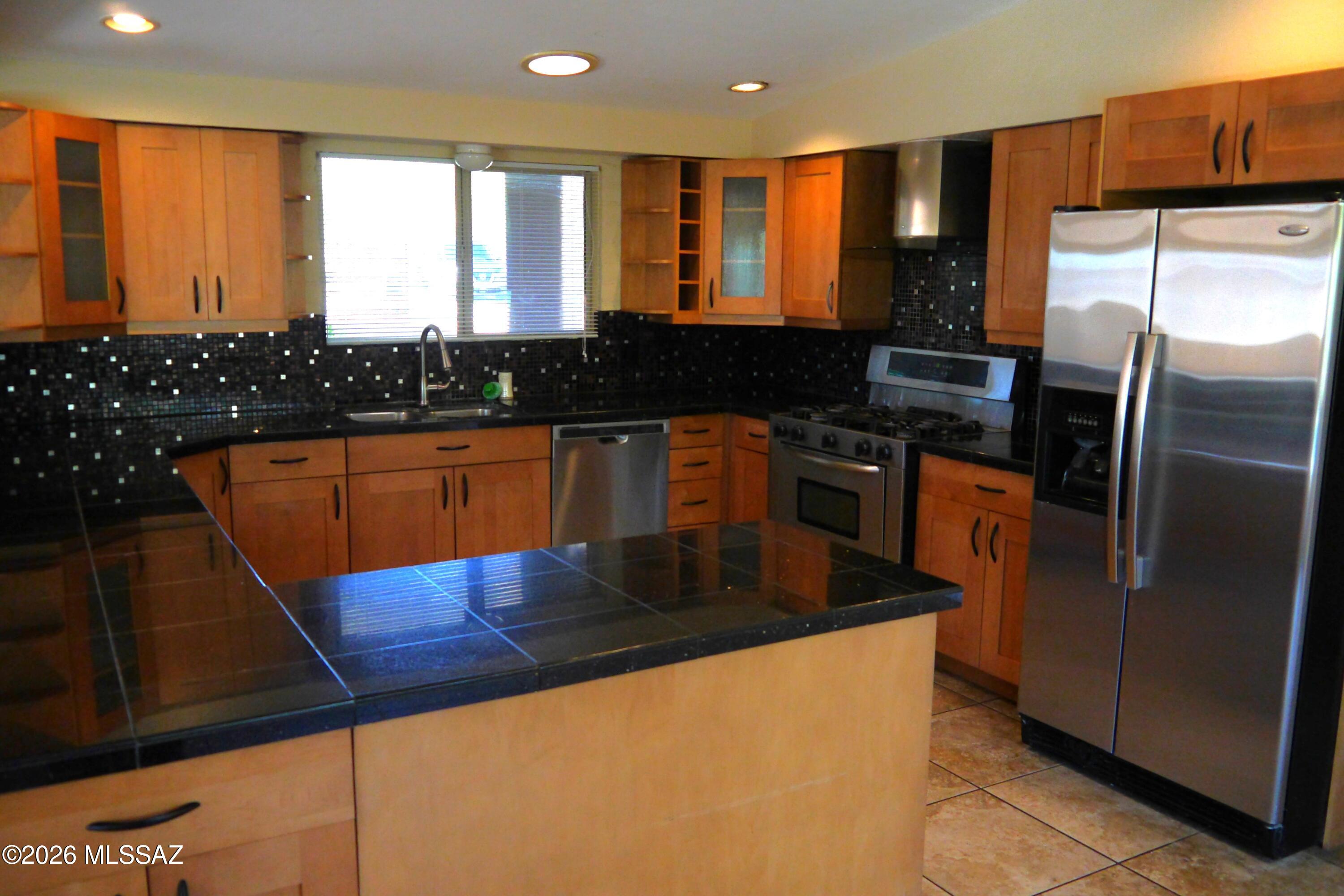Santa Catalina Estates NO. 4 (1-180) - Residential Lease