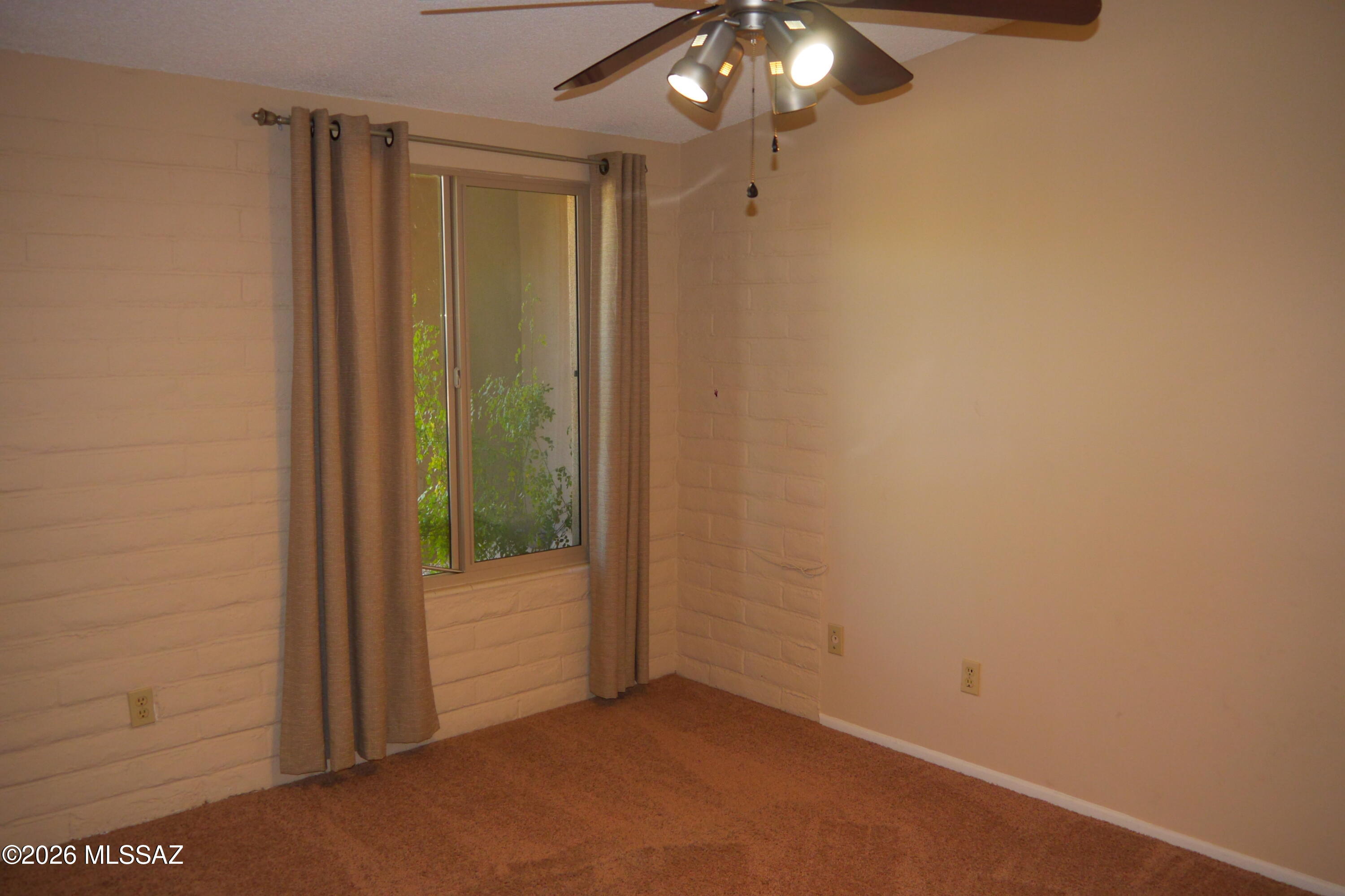 Santa Catalina Estates NO. 4 (1-180) - Residential Lease