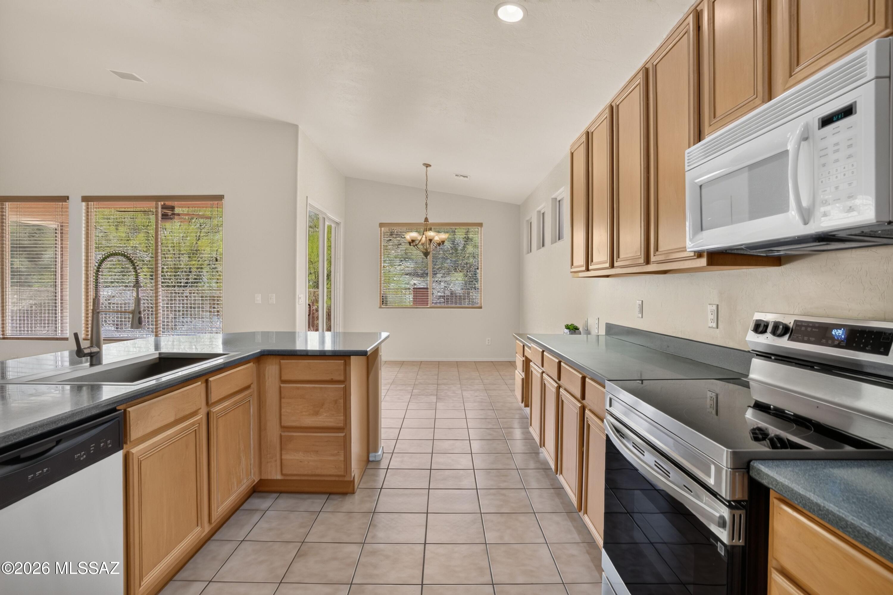 Sabino Mountain (1-290) - Residential