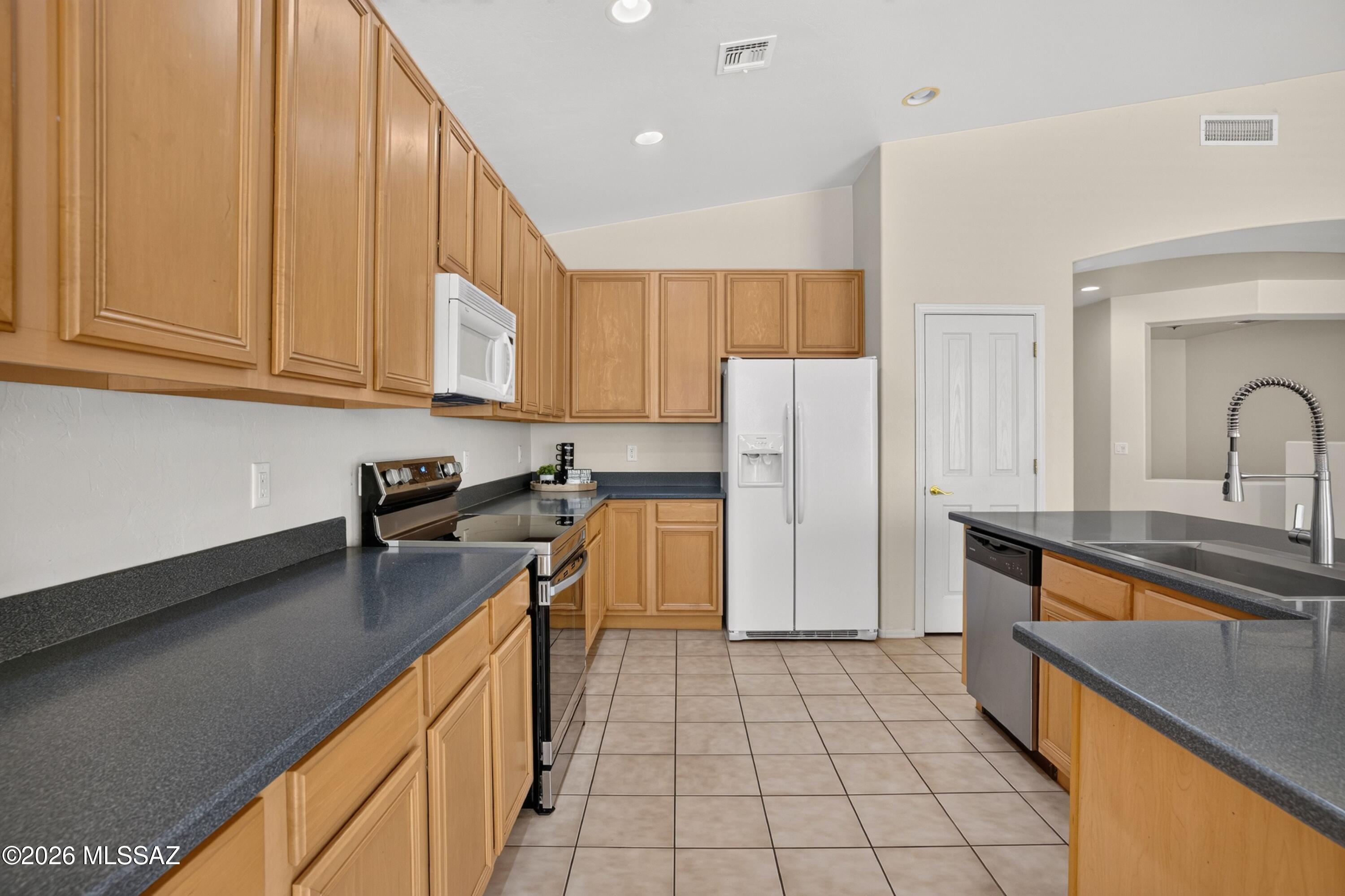 Sabino Mountain (1-290) - Residential