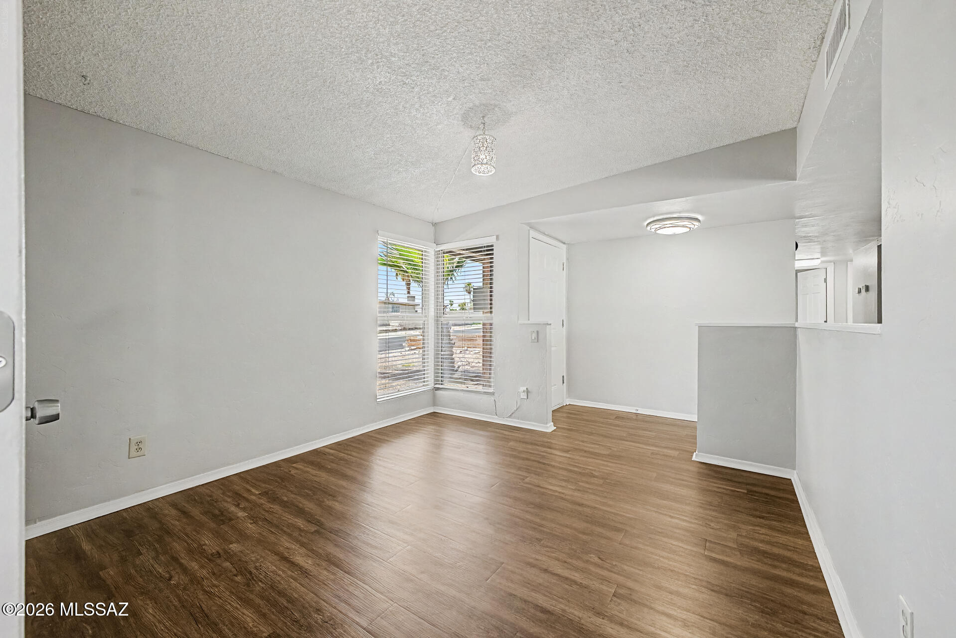 Braewood Terrace (1-107) - Residential
