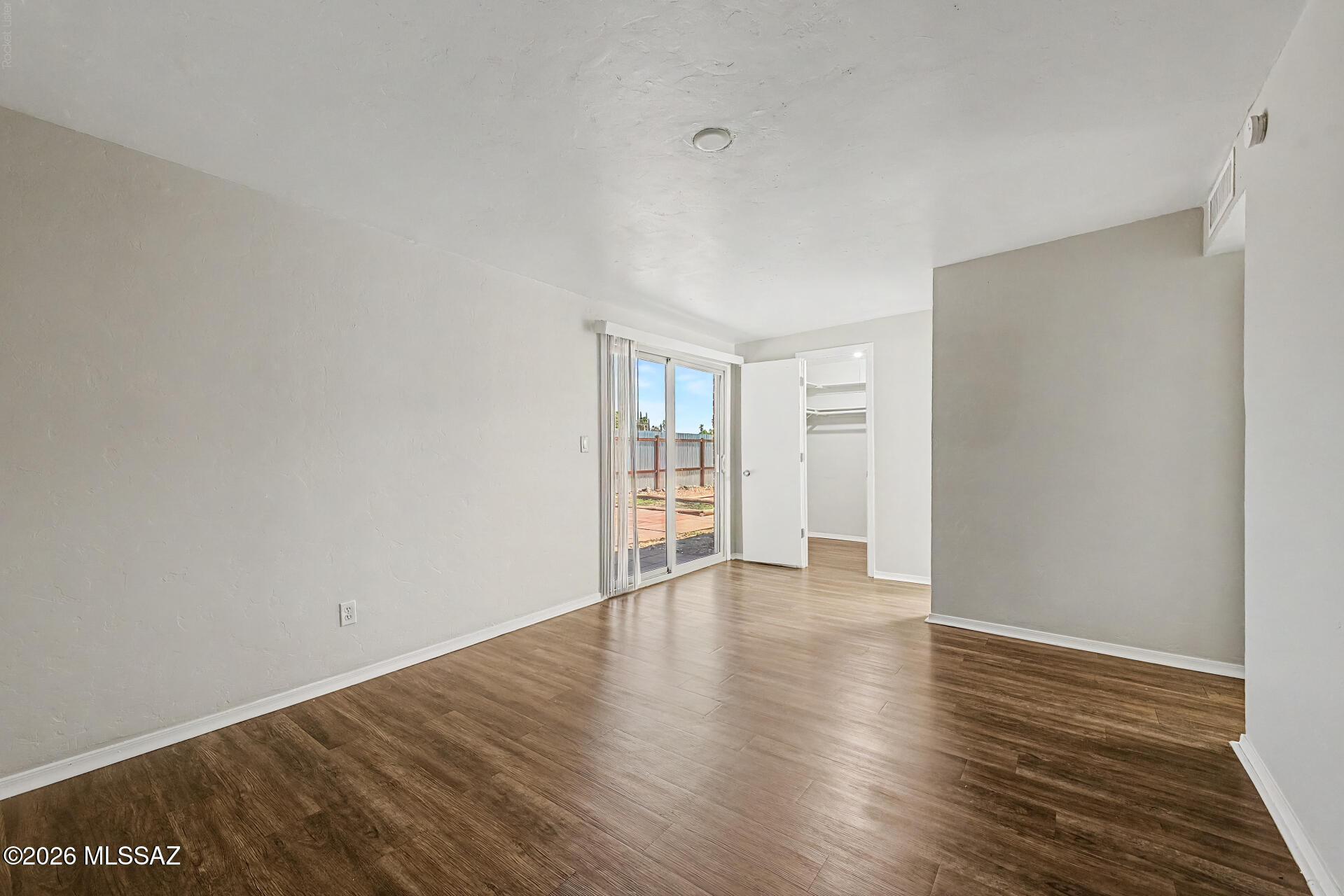 Braewood Terrace (1-107) - Residential