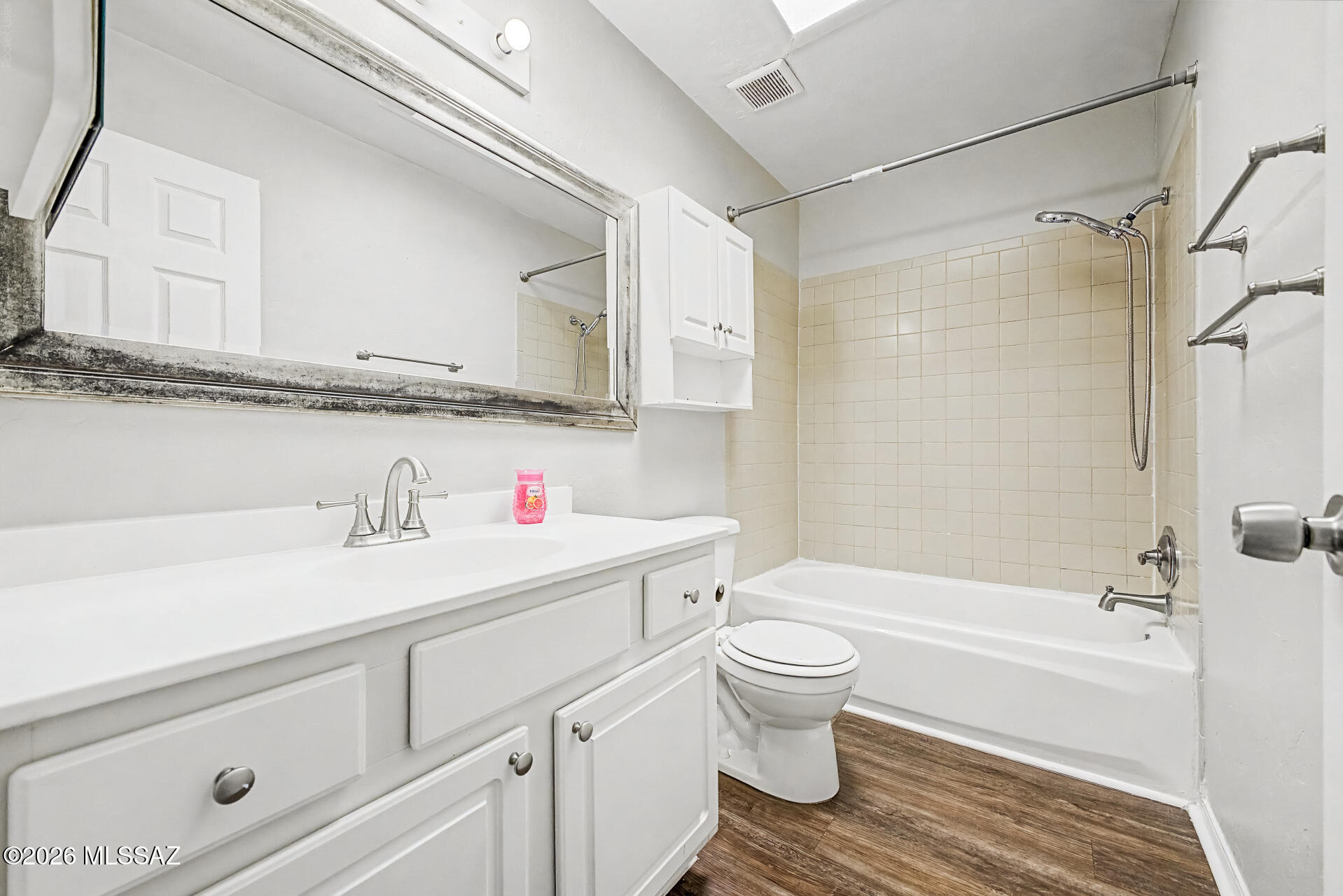 Braewood Terrace (1-107) - Residential