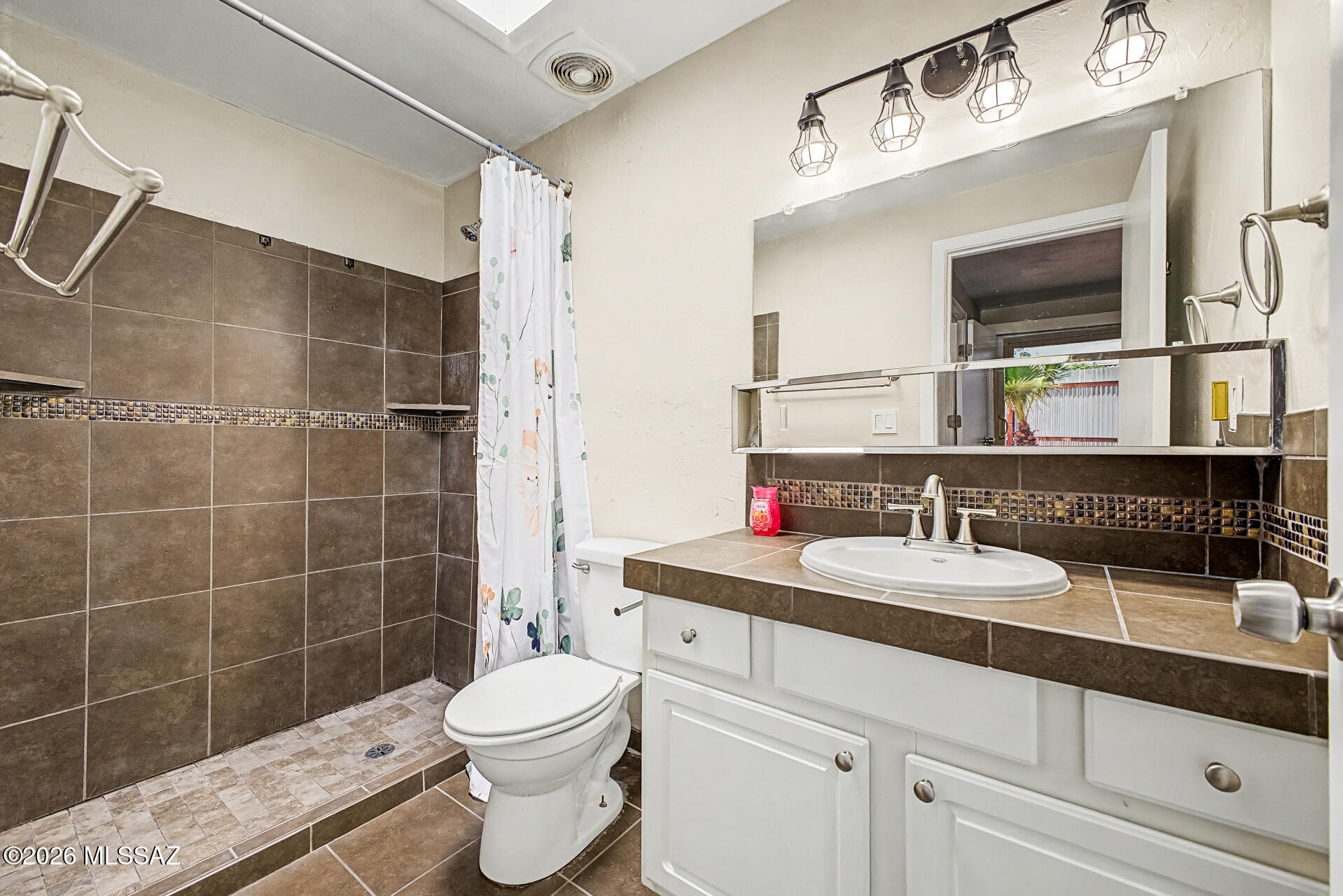 Braewood Terrace (1-107) - Residential