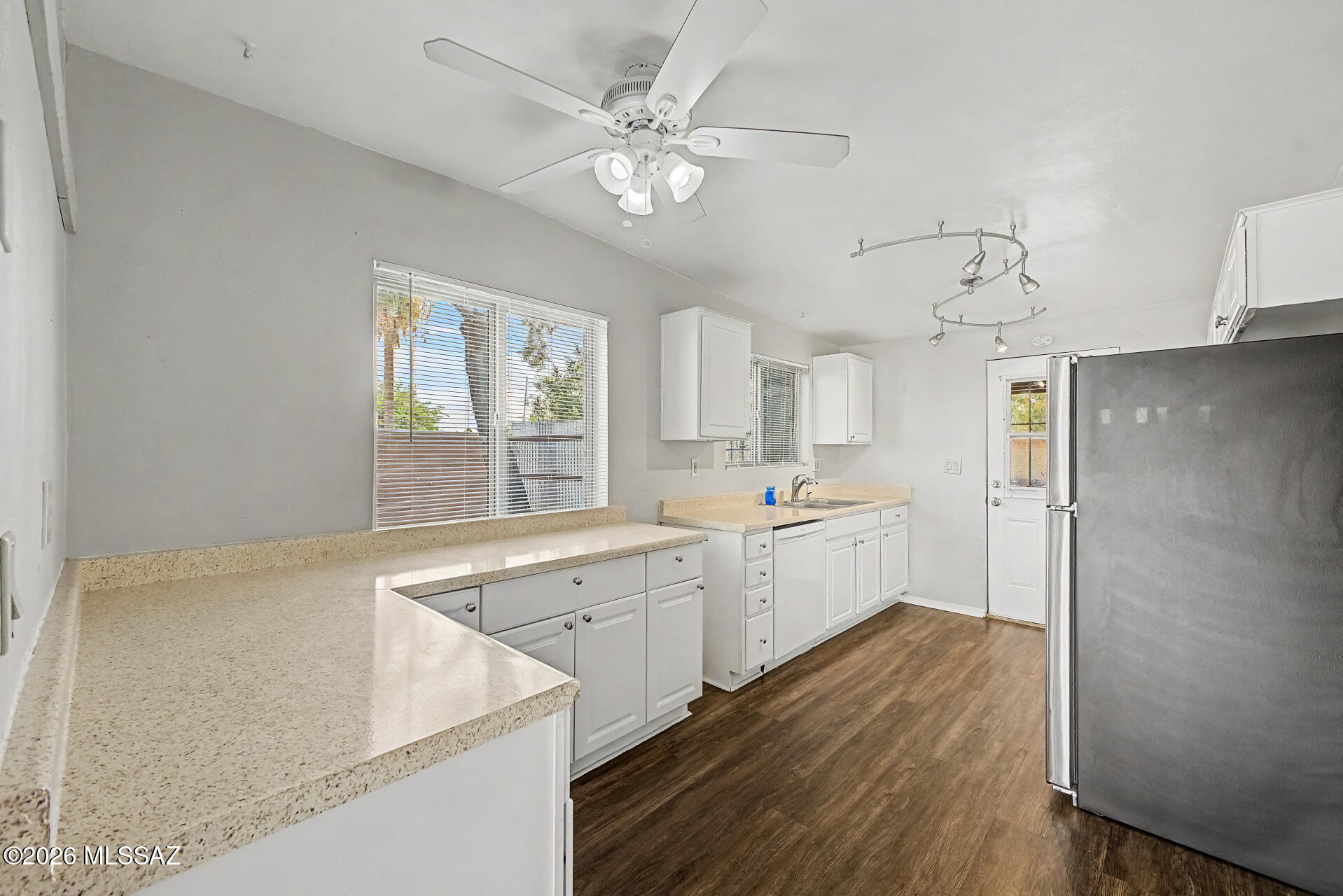 Braewood Terrace (1-107) - Residential