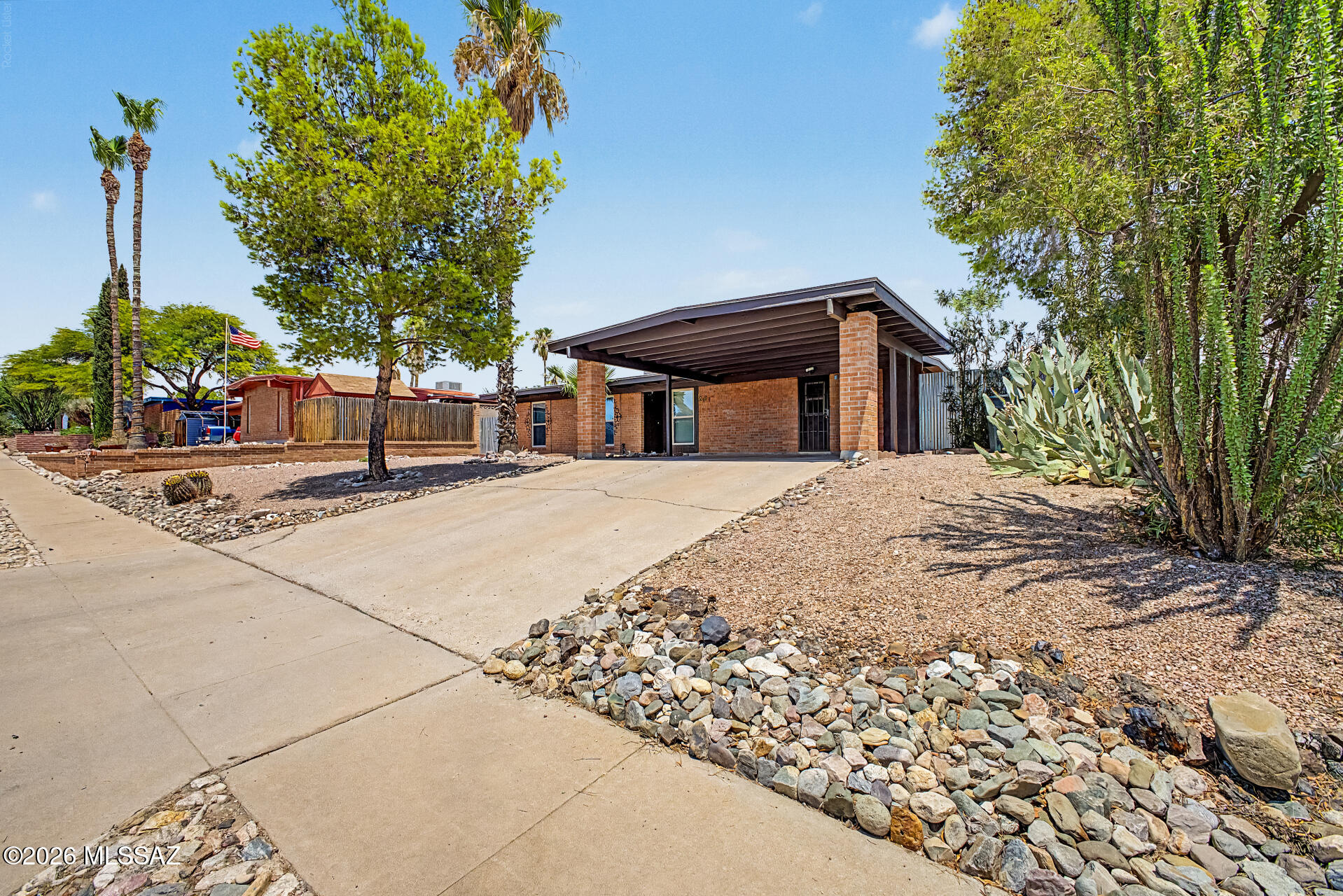 Braewood Terrace (1-107) - Residential