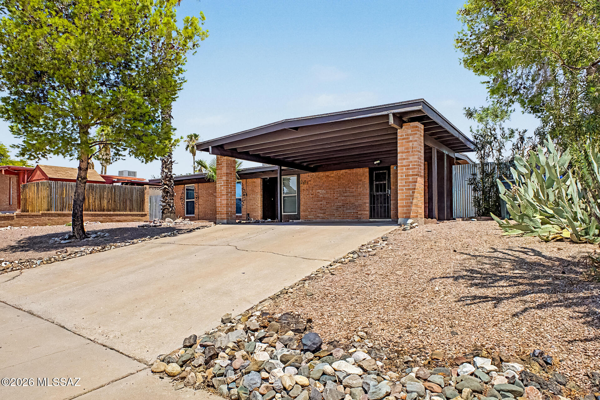 Braewood Terrace (1-107) - Residential