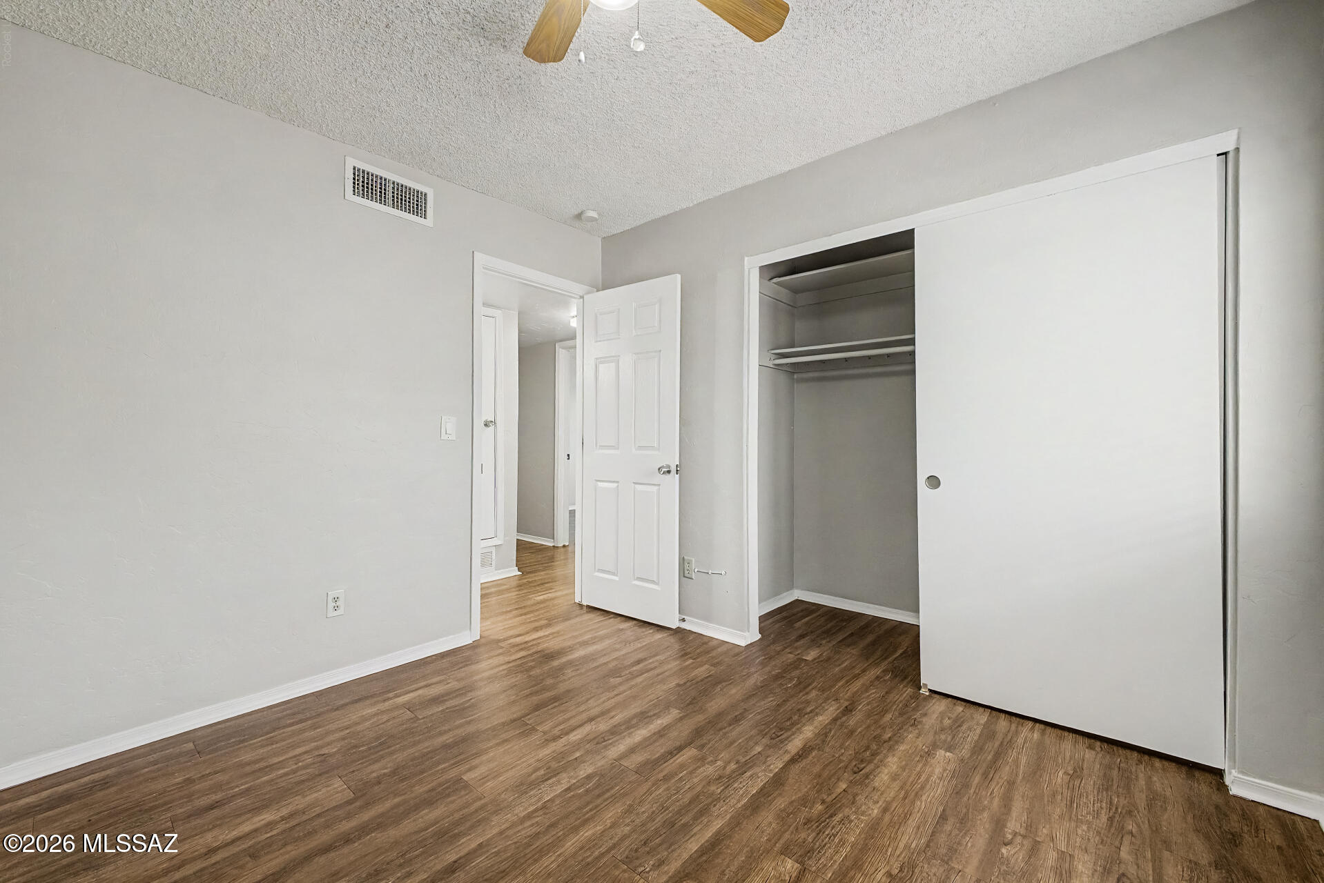 Braewood Terrace (1-107) - Residential