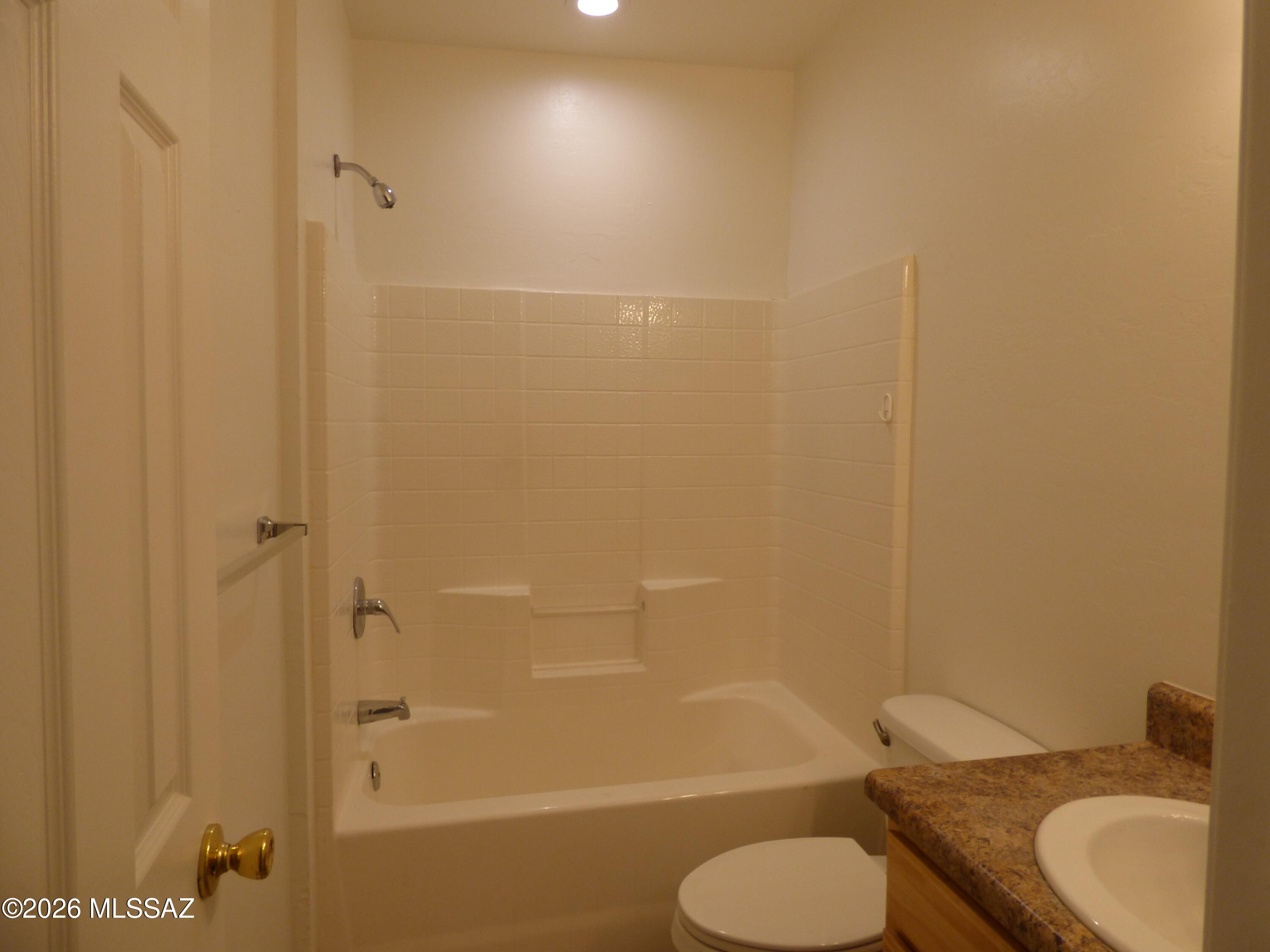 Riverside Park - Residential Lease