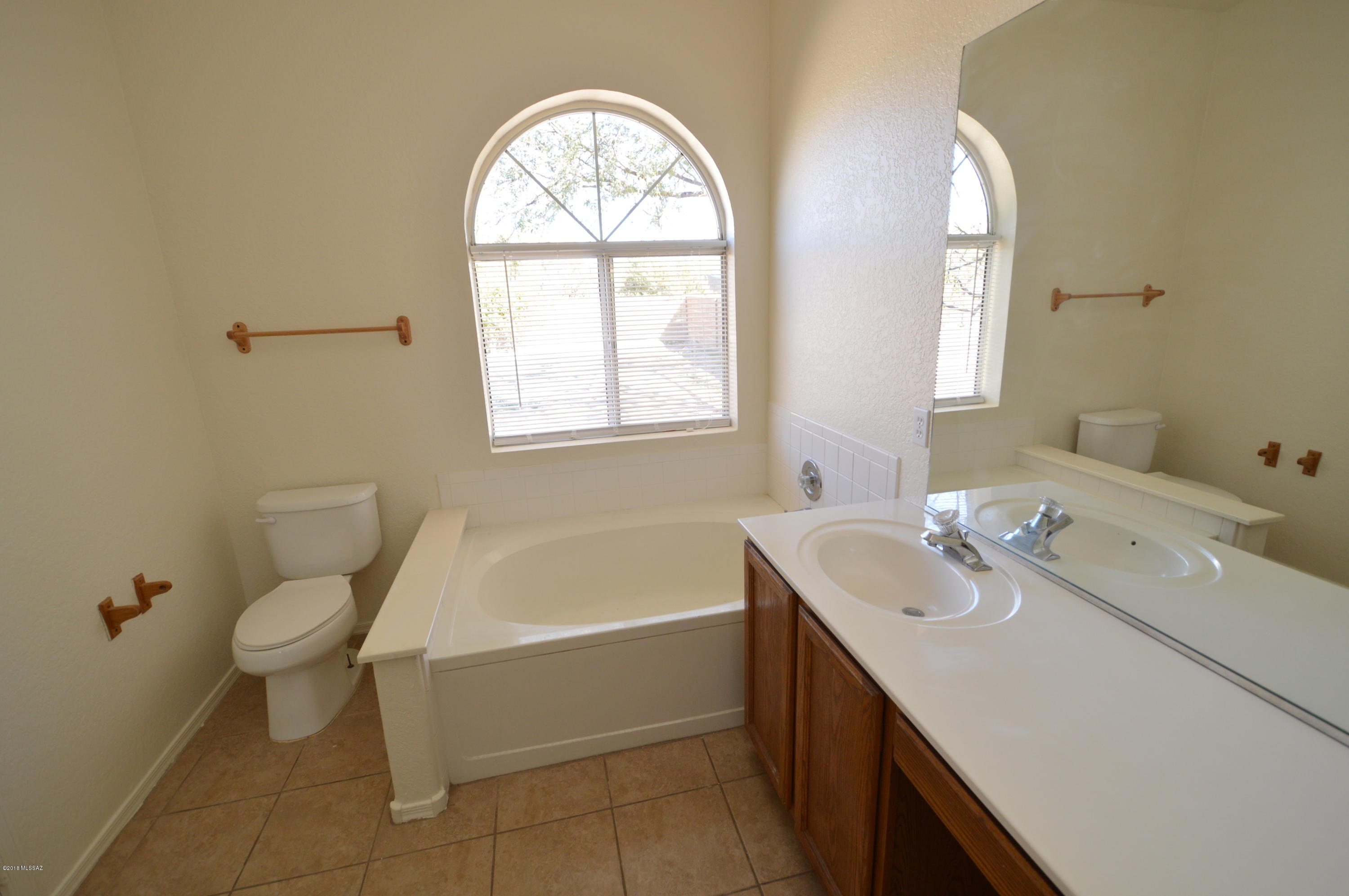 Rita Ranch Crossing (1-47) - Residential Lease
