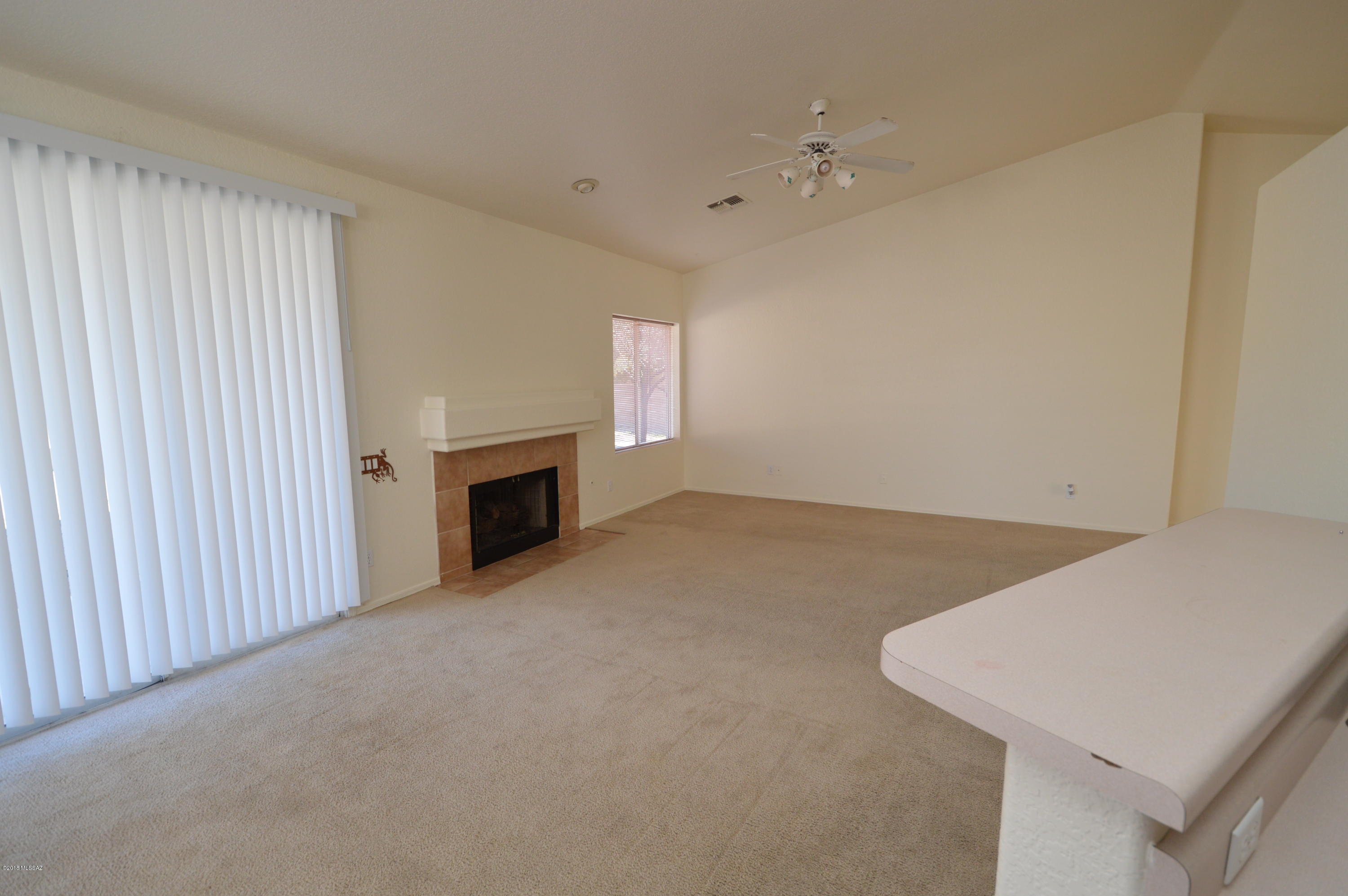 Rita Ranch Crossing (1-47) - Residential Lease
