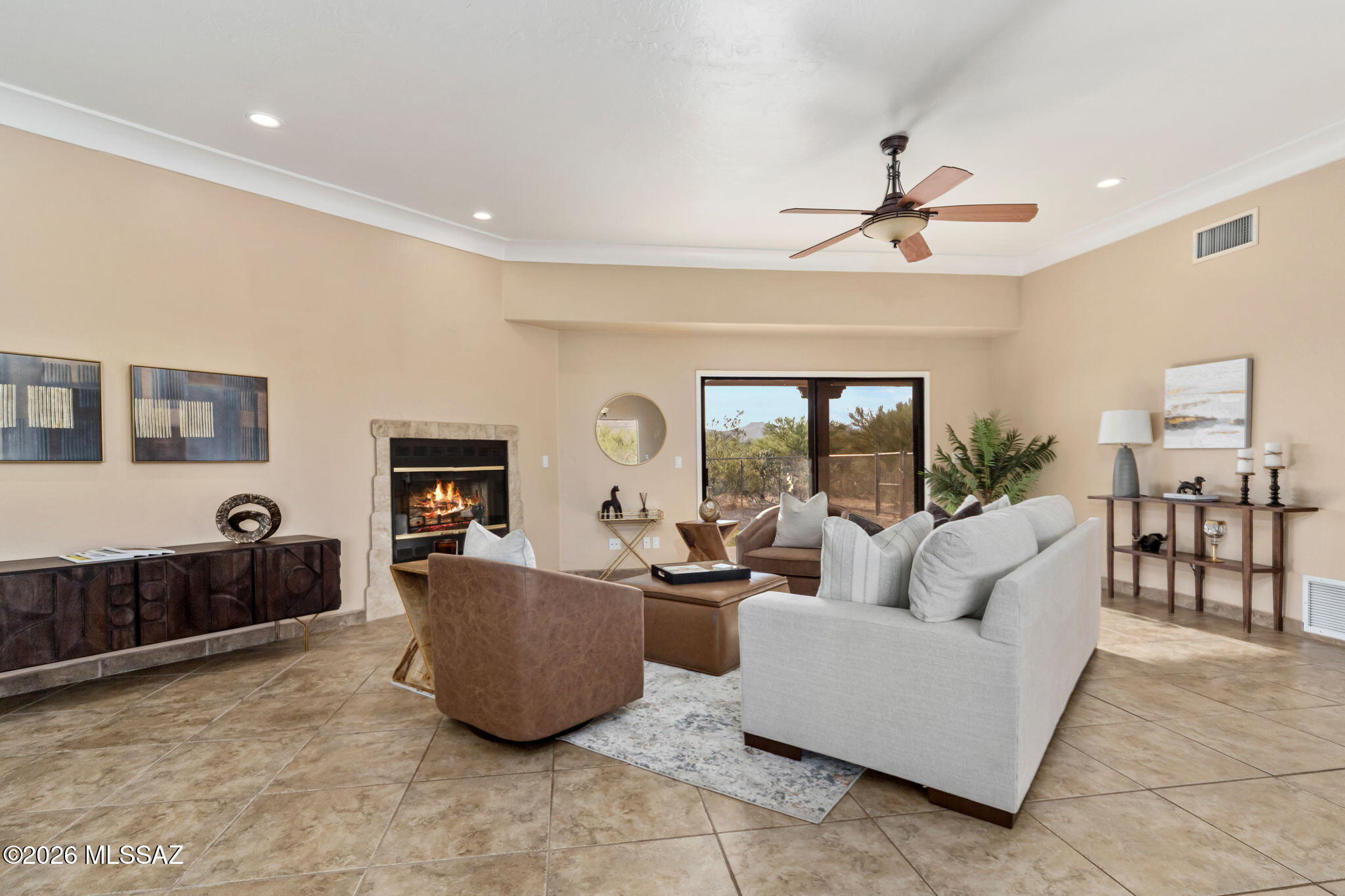 La Cholla Airpark - Residential