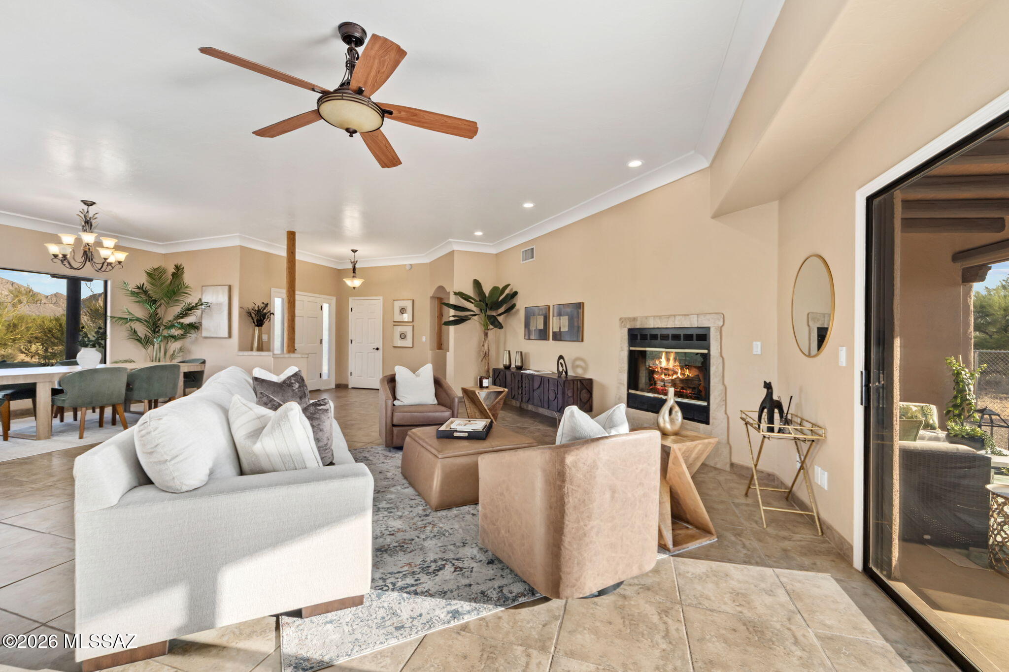 La Cholla Airpark - Residential