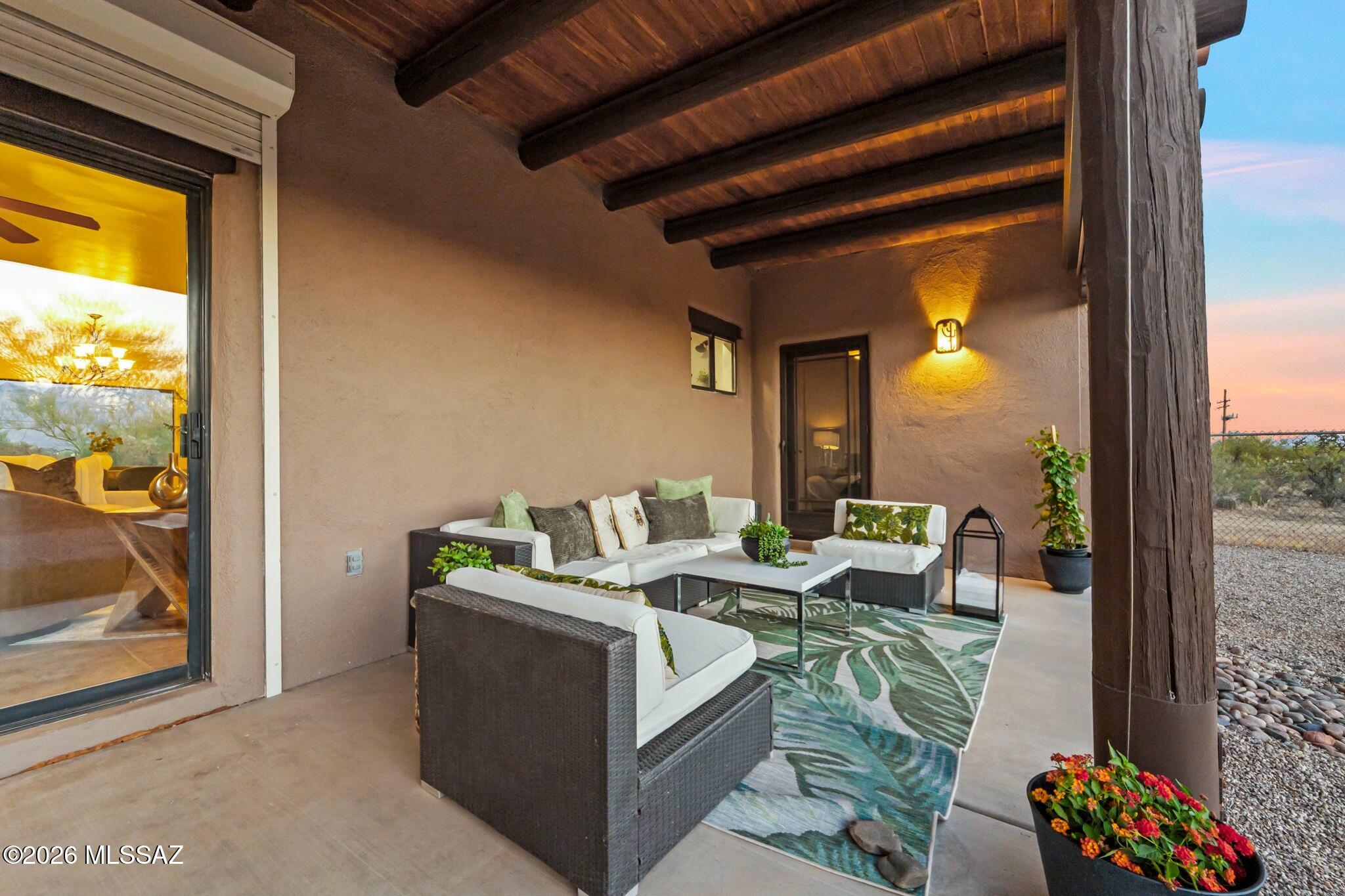 La Cholla Airpark - Residential