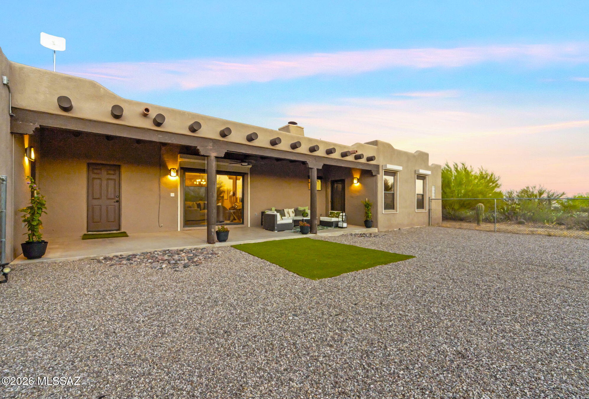 La Cholla Airpark - Residential