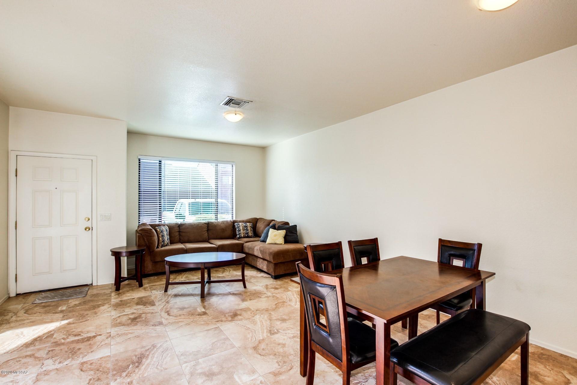 Mountain View Condos. (1-76) - Residential Lease