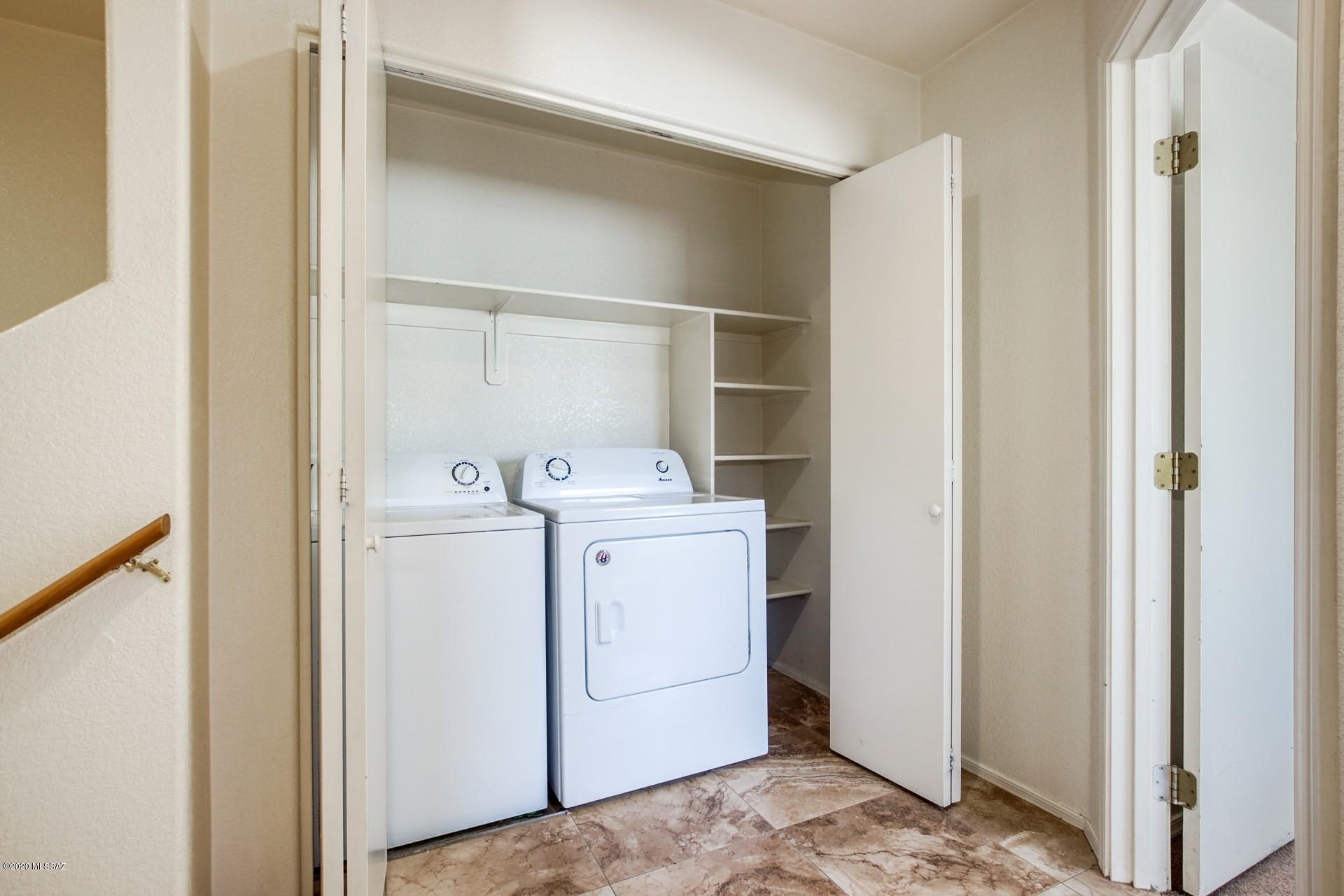 Mountain View Condos. (1-76) - Residential Lease