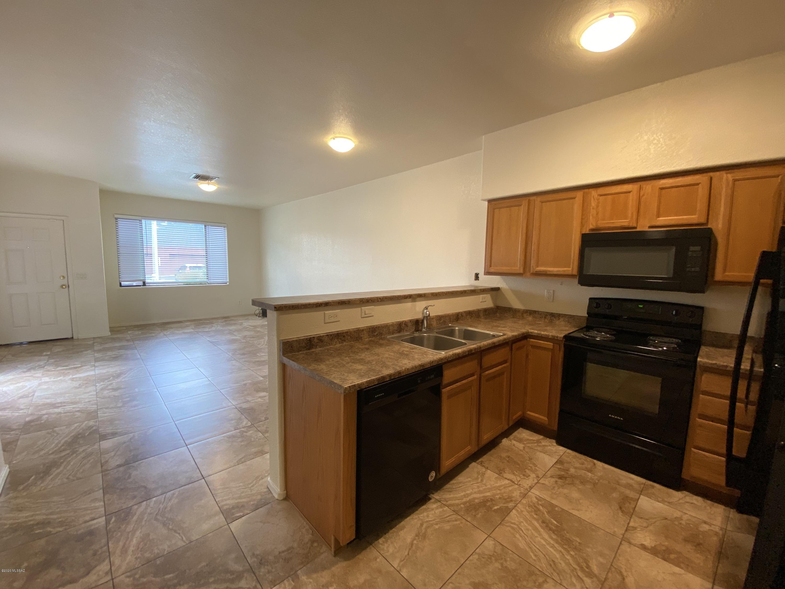 Mountain View Condos. (1-76) - Residential Lease