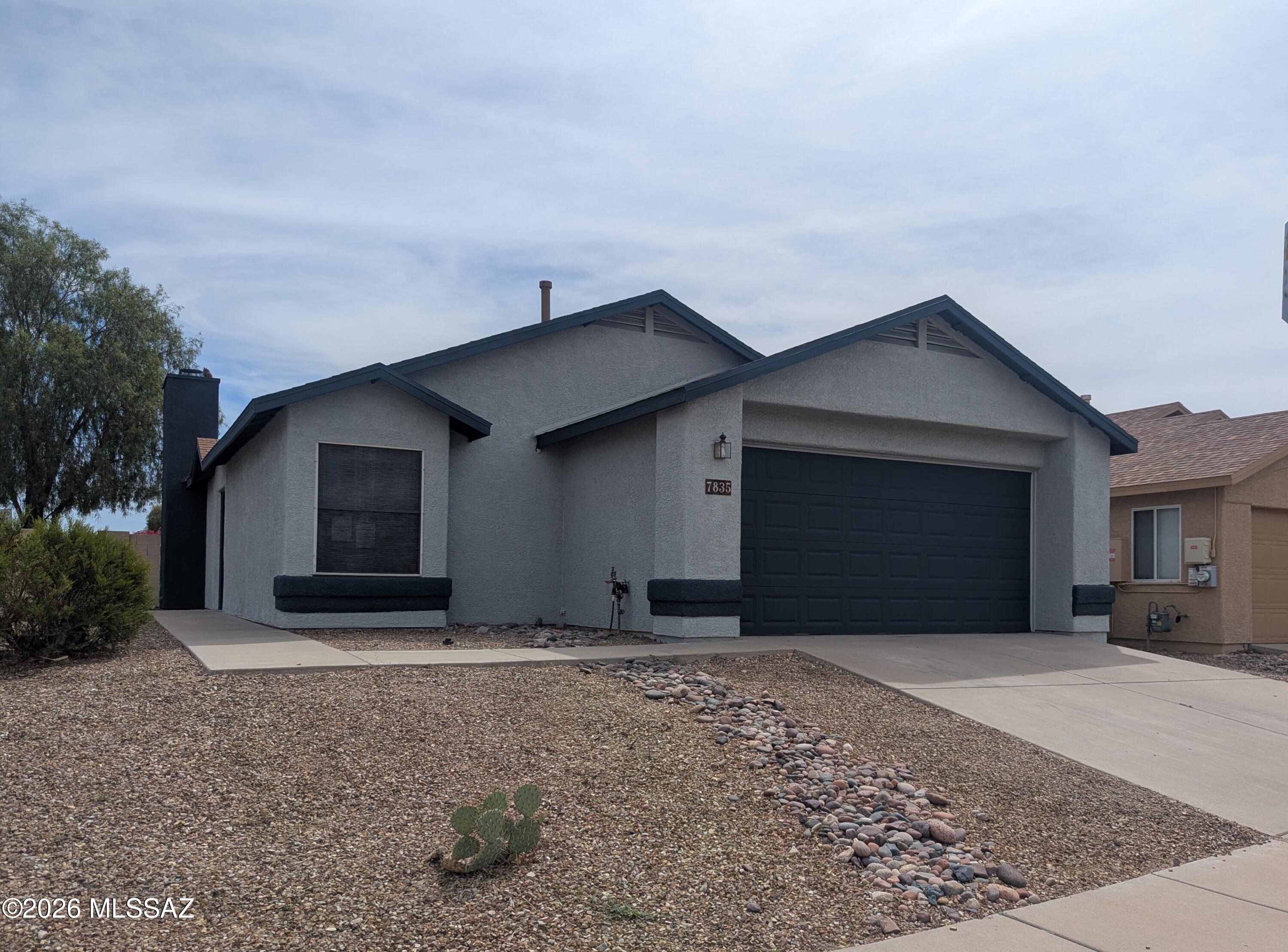 Rita Ranch/Vail School District-3 bedroom. 2 bath home ready to move in.  Large great room with dining area and gas fireplace.  Kitchen with all appliances, plenty of cabinets and pantry.  Two car garage, large backyard with covered patio.  Pets are allowed with a $250 non-refundable deposit and must be approved.  Pet rent is $30 per month per pet and pictures of all animals must be submitted.