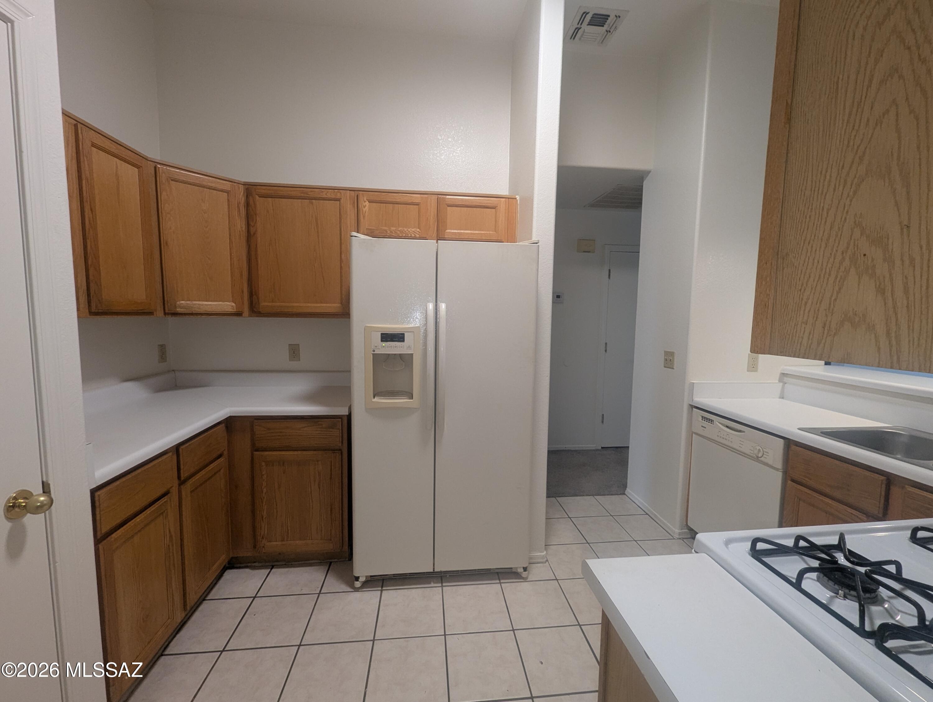 Elliott Homes At Rita Ranch (1-521) - Residential Lease