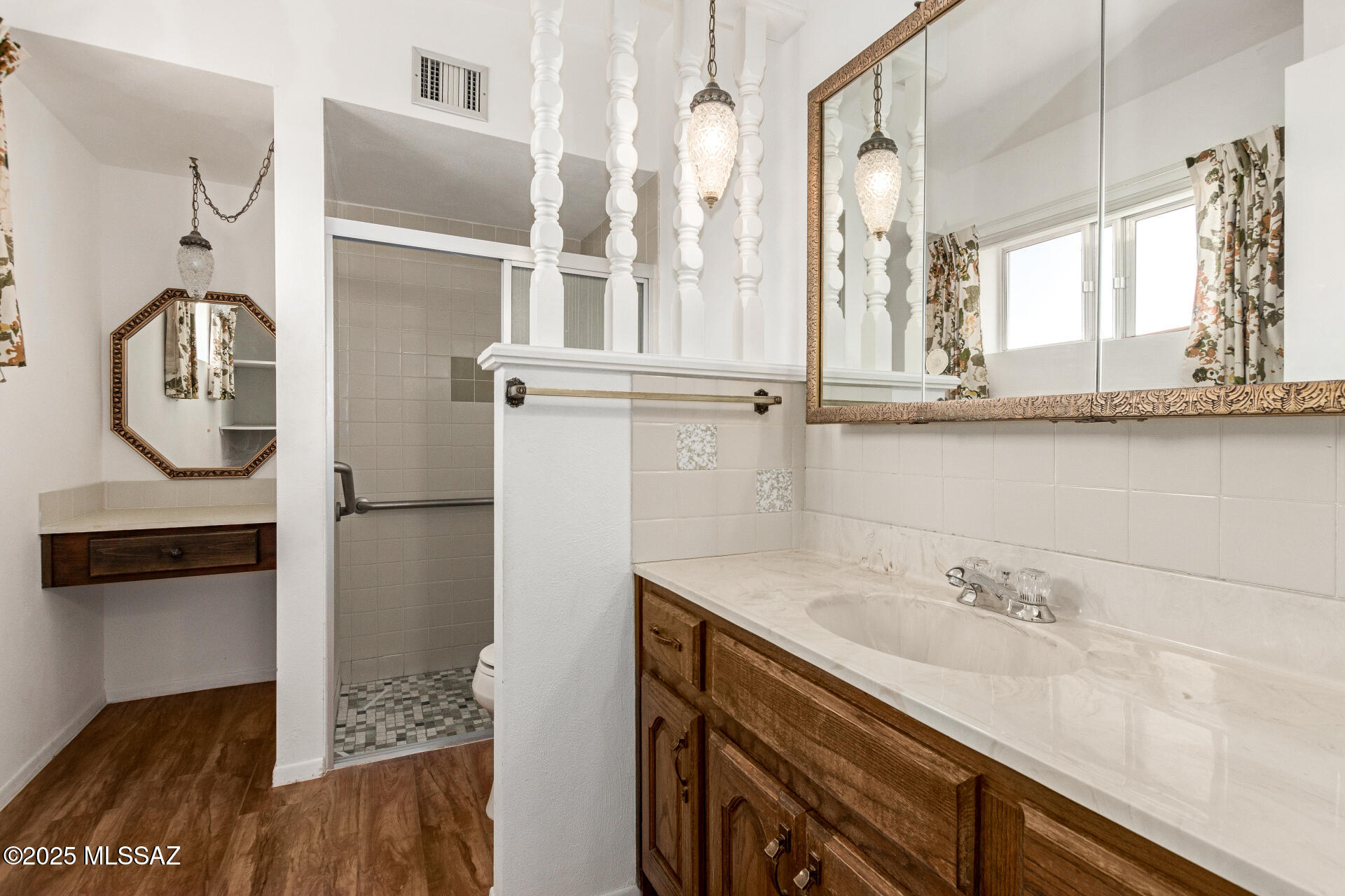 New Tucson Unit NO. 4 (1-203) - Residential Lease