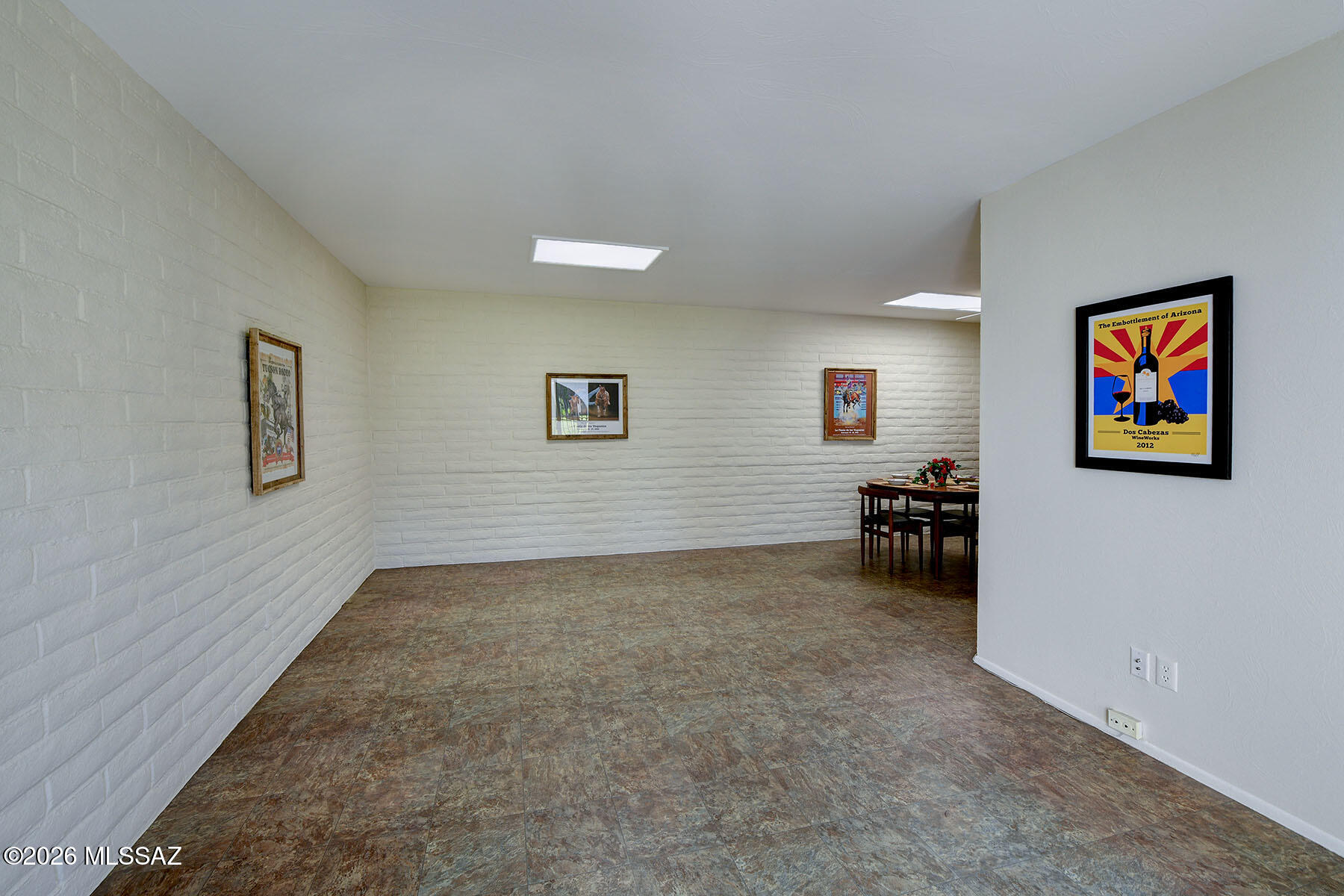Las Lomitas (1) - Residential