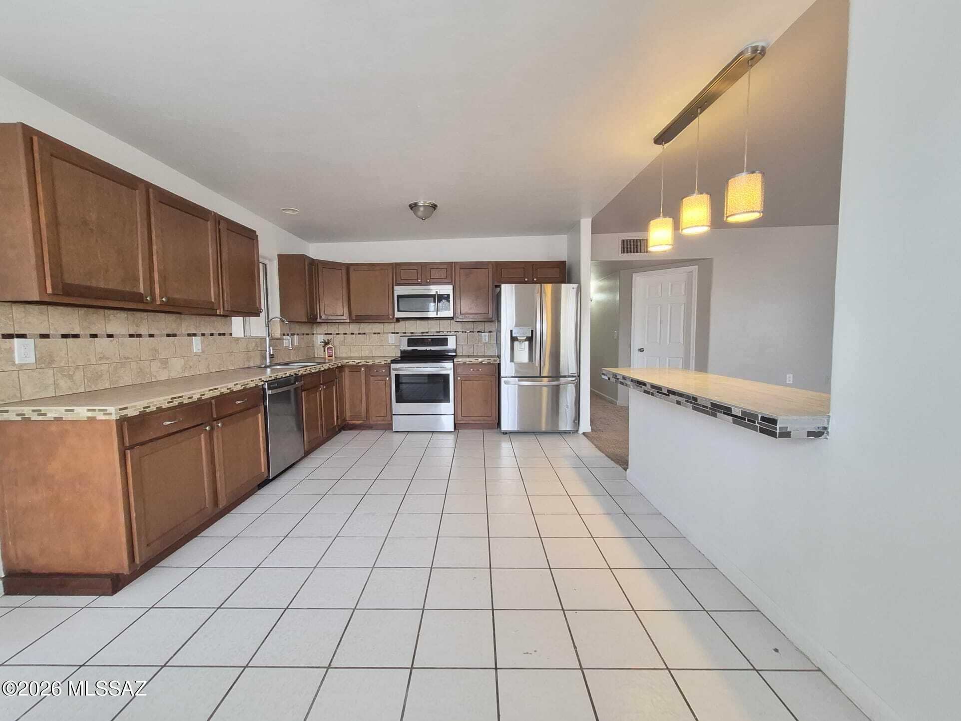 Granada Park - Residential