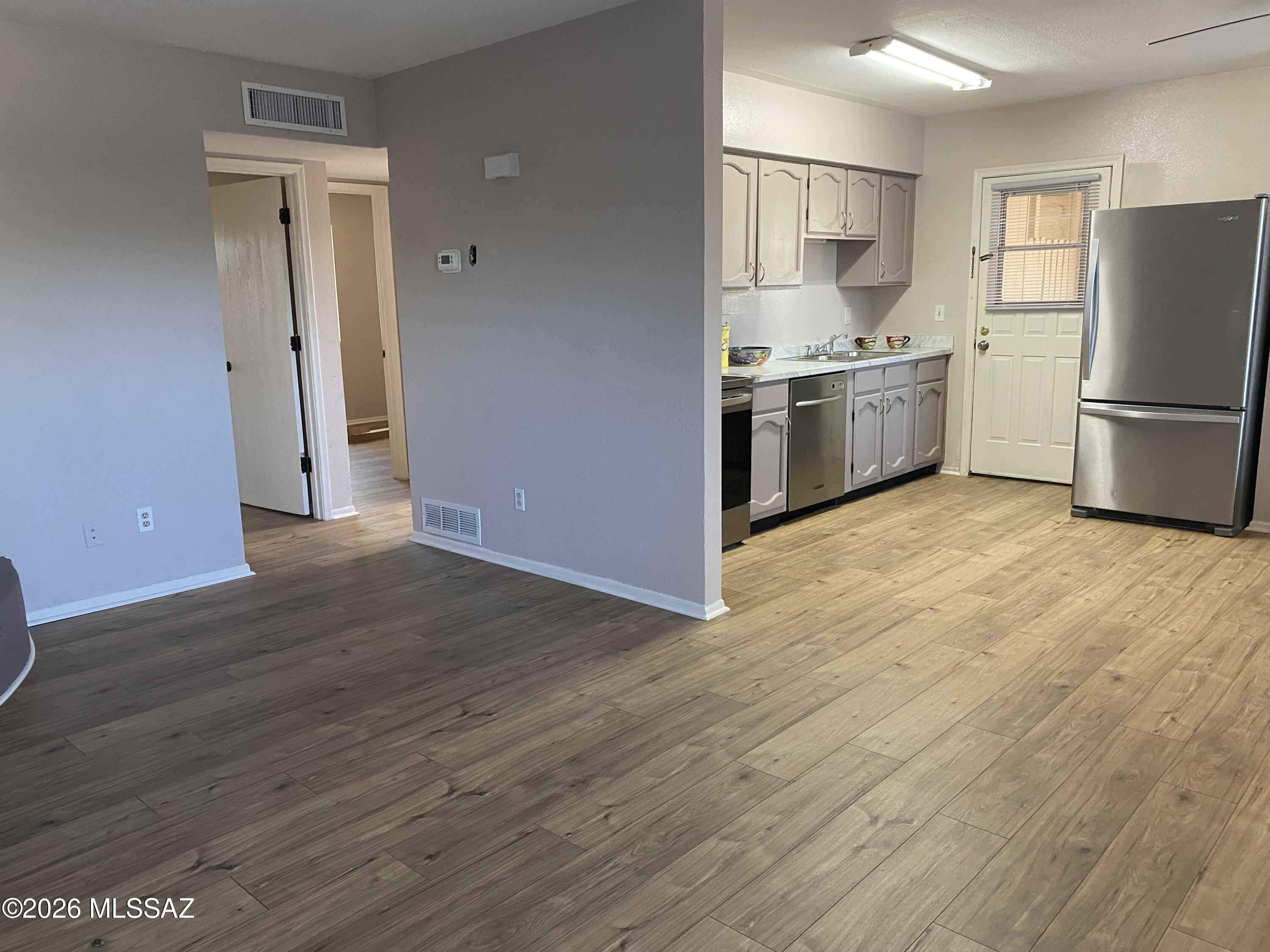 Casitas Del Valle Townhouses II (1-110) - Residential Lease