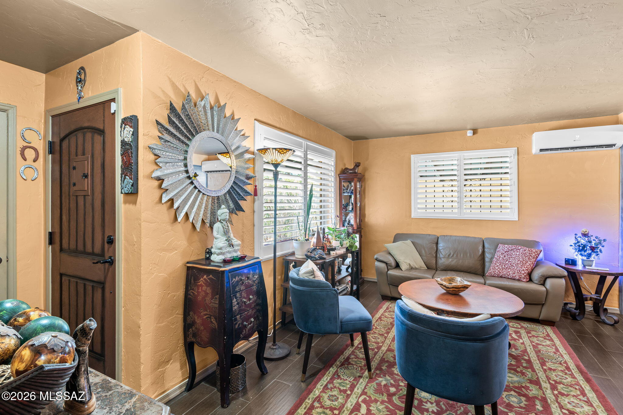 Country Club Manor - Residential
